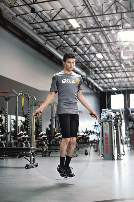 Cuerda de saltar, Fitness, Entrenamiento con pesas, SKLZ negra y amarilla 3/3