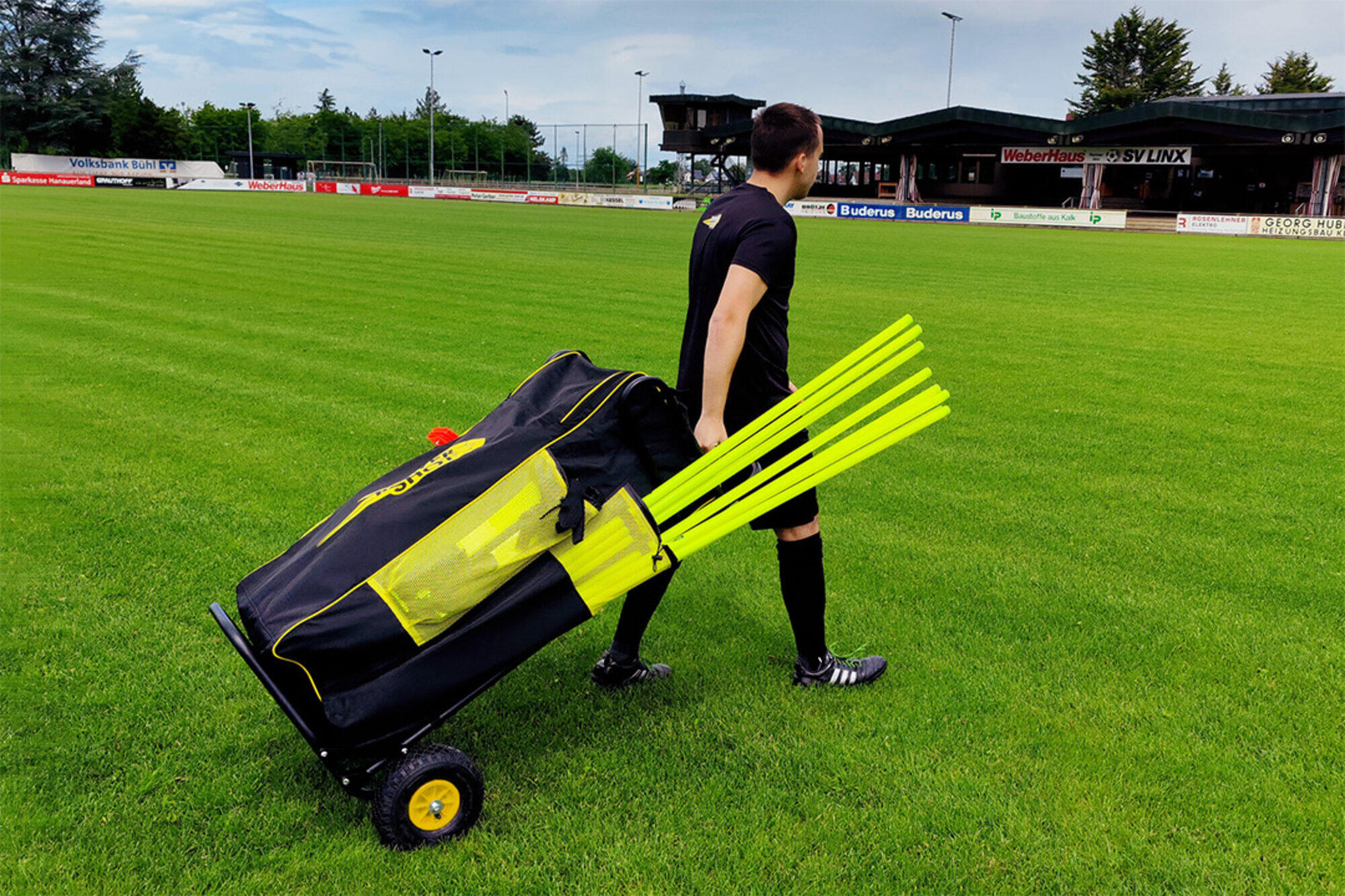 Carrello per attrezzature multisport - Ideale per riporre la tua attrezzatura 6/8