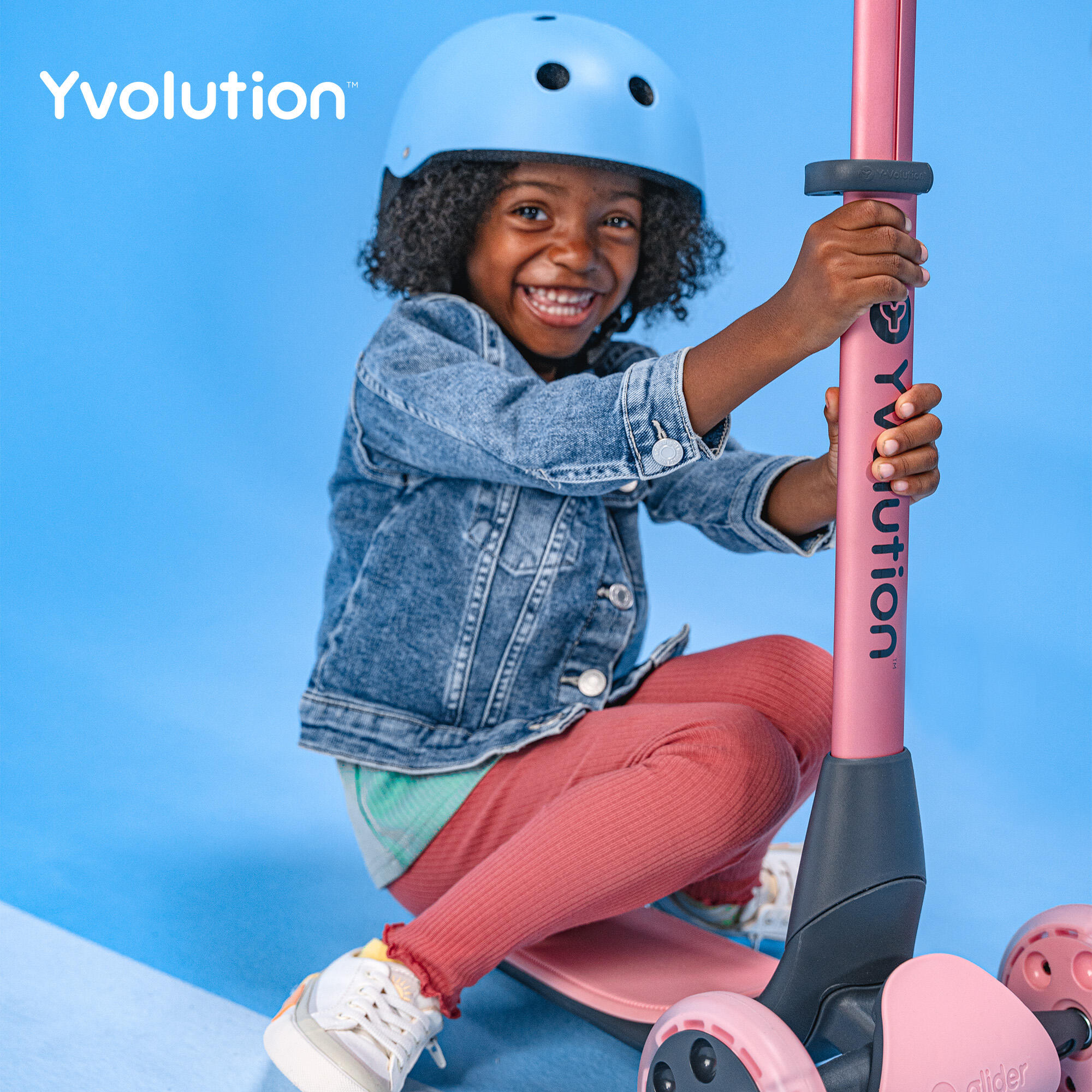 Trottinette 3 roues pliable rangement compact Yvolution- Yglider Nua rose 7/8