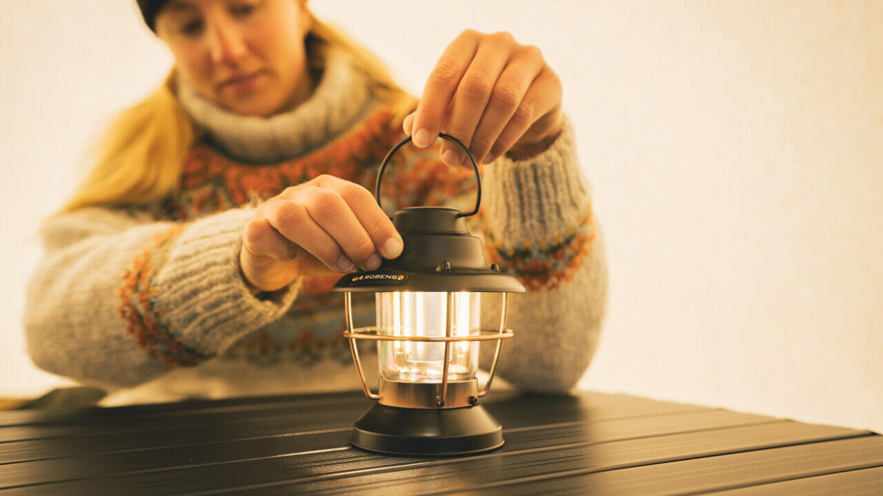 Lampa turystyczna Robens Munros Rechargeable Lantern 4/6