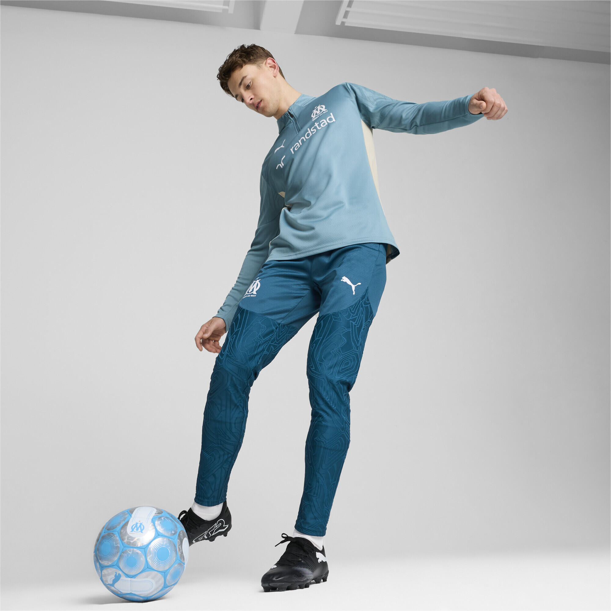 Puma Olympique Marseille 21/22 Iconic MCS Crew - Peacoat/Bianco Puma - Abbigliamento Ufficiale Uomo 251267