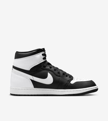 Air Jordan 1 Retro High OG Black White