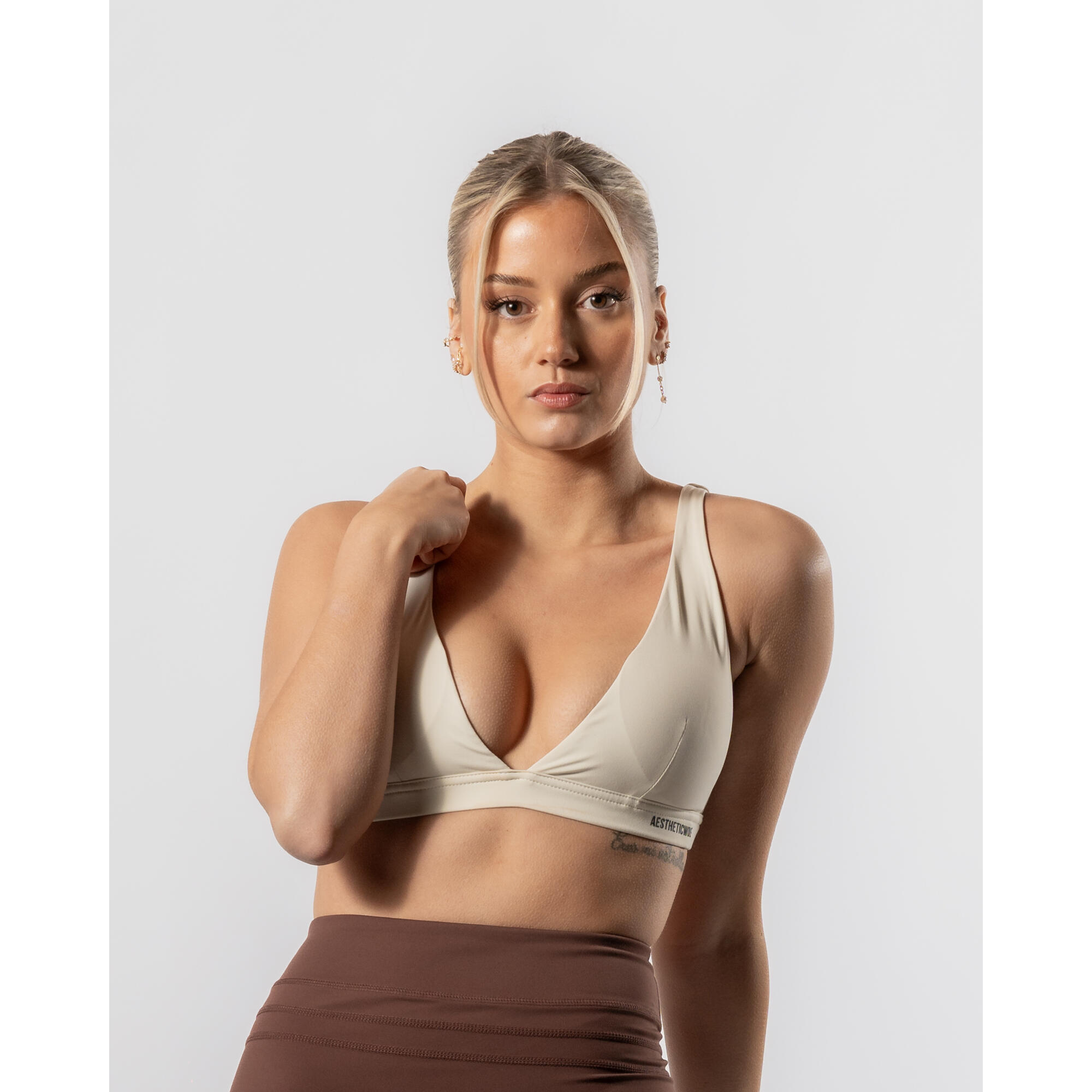 Aesthetic Wolf - Soutien-gorge De Sport Triangle Plongeant Blanc Femmes - Brassière - Blanc - 48 Xl - Decathlon