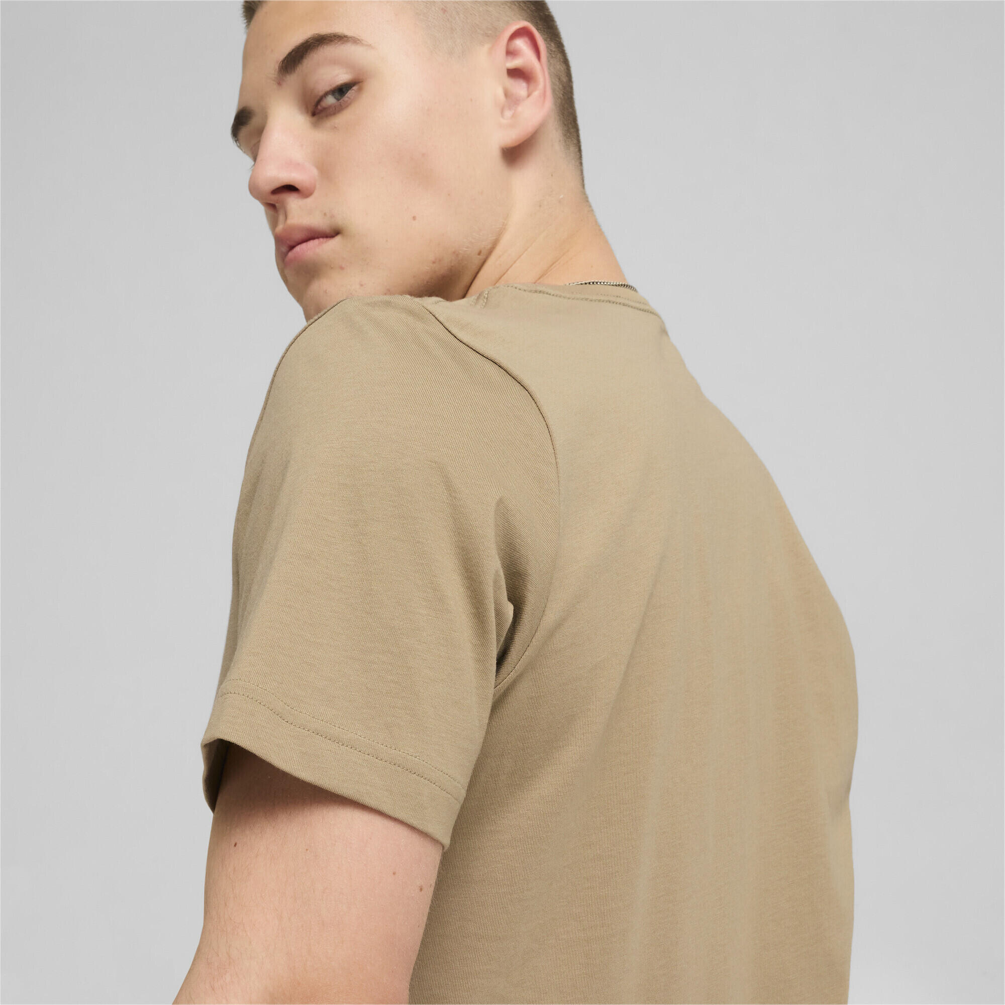 Essentials+ 2 Colour Logo T-Shirt Herren PUMA Oak Branch Beige 4/7