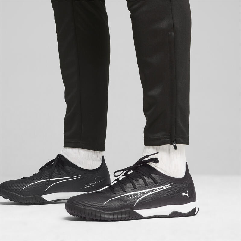 Ghete de fotbal ULTRA 5 MATCH TT PUMA Black White