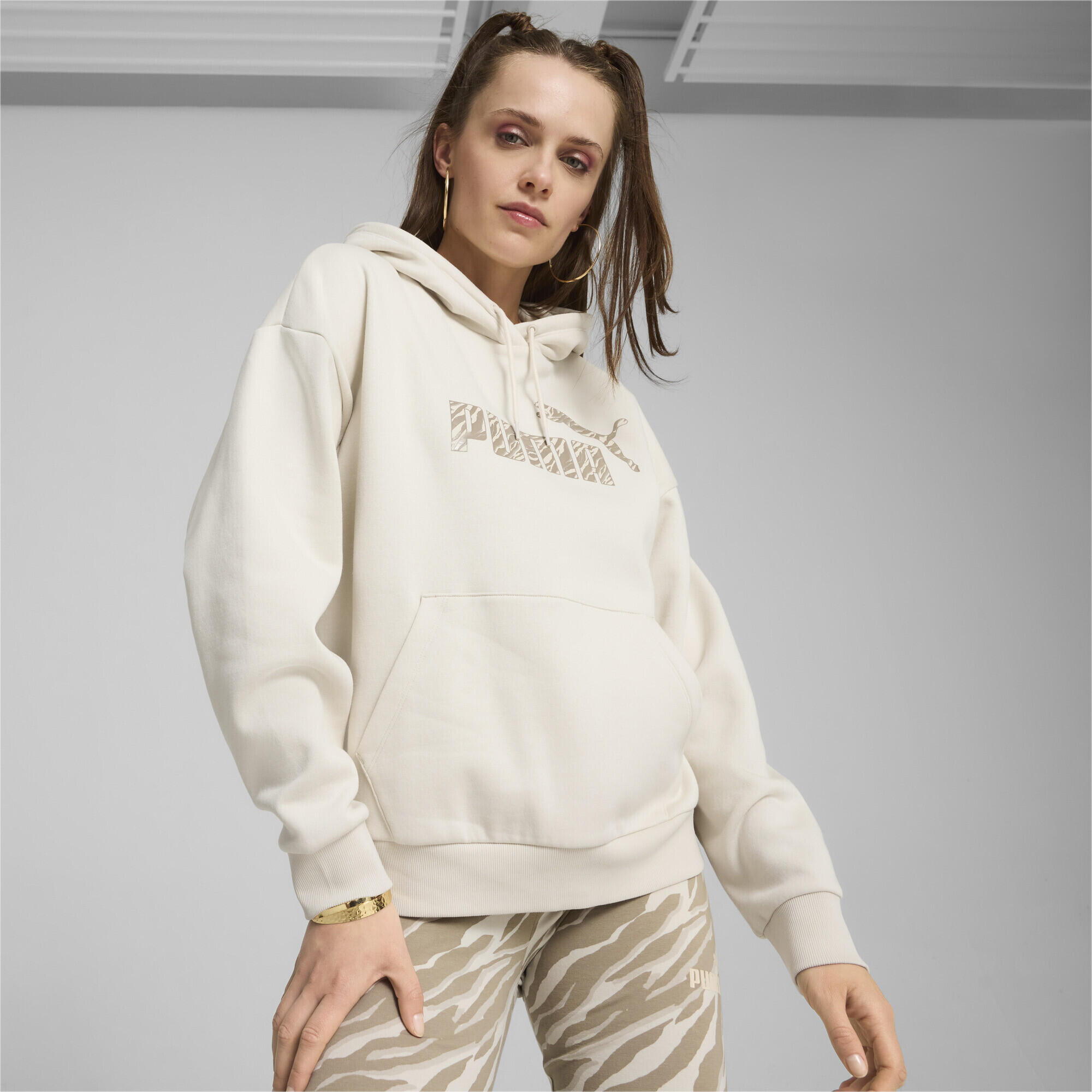 Hoodie ESS+ ANIMAL Femme PUMA Alpine Snow White 3/7