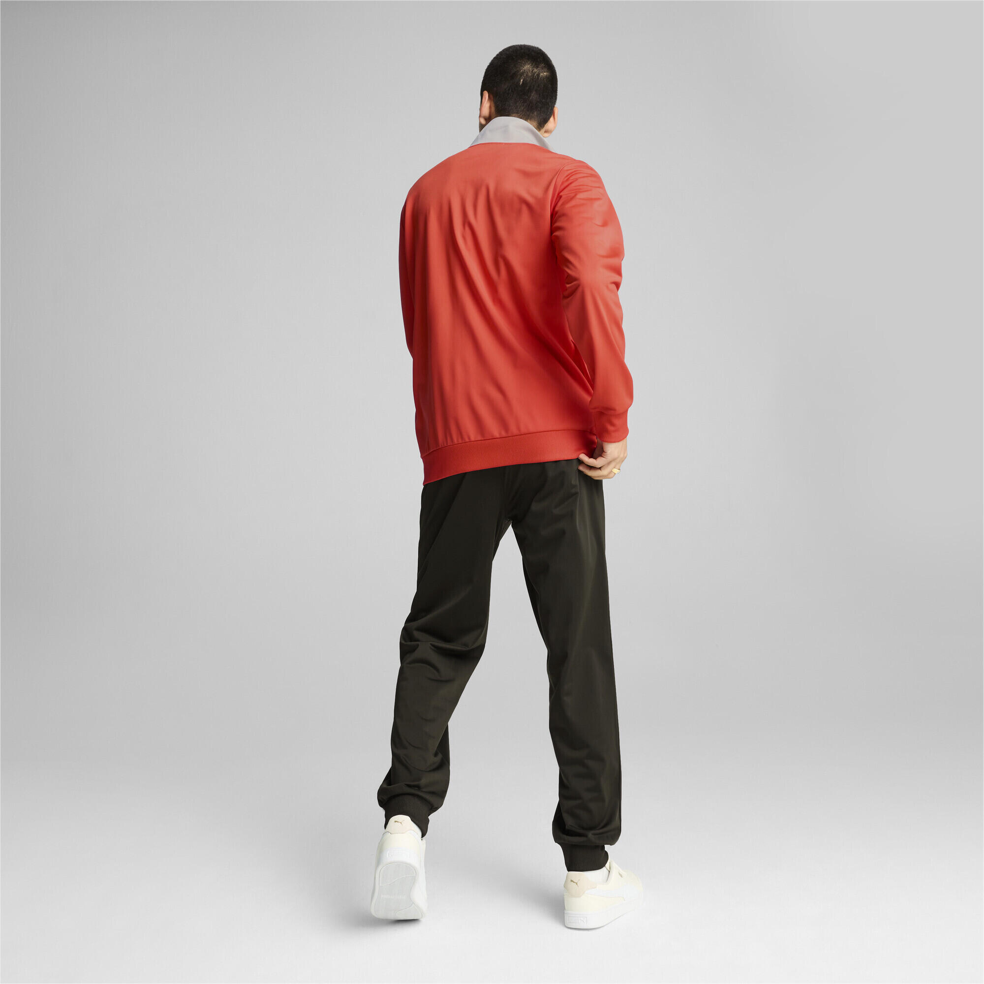 Trainingsanzüge Puma Modell 682490-18 für männer 6/7