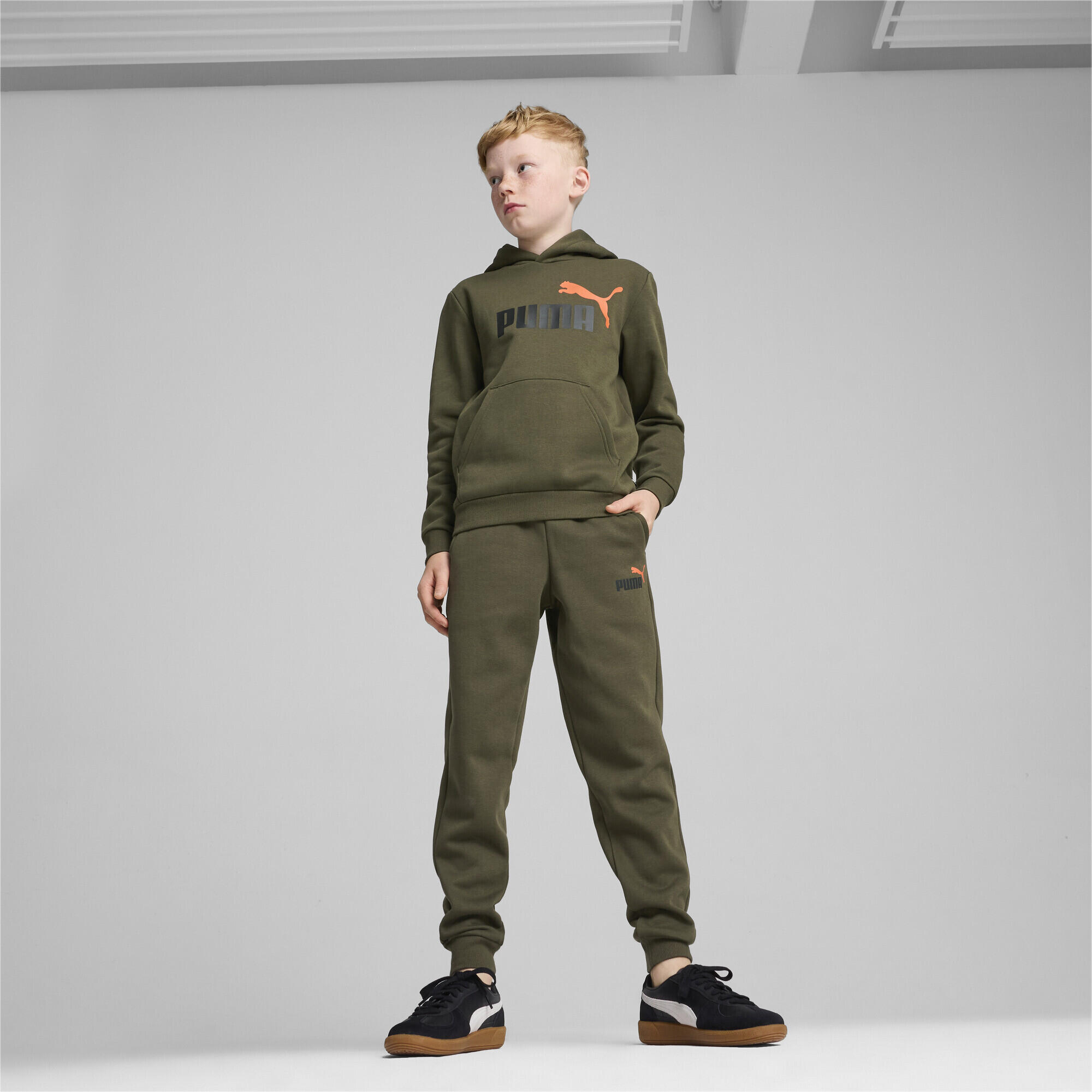 Pantalones Essentials+ Logo bicolor Niño PUMA Dark Olive Green 4/6