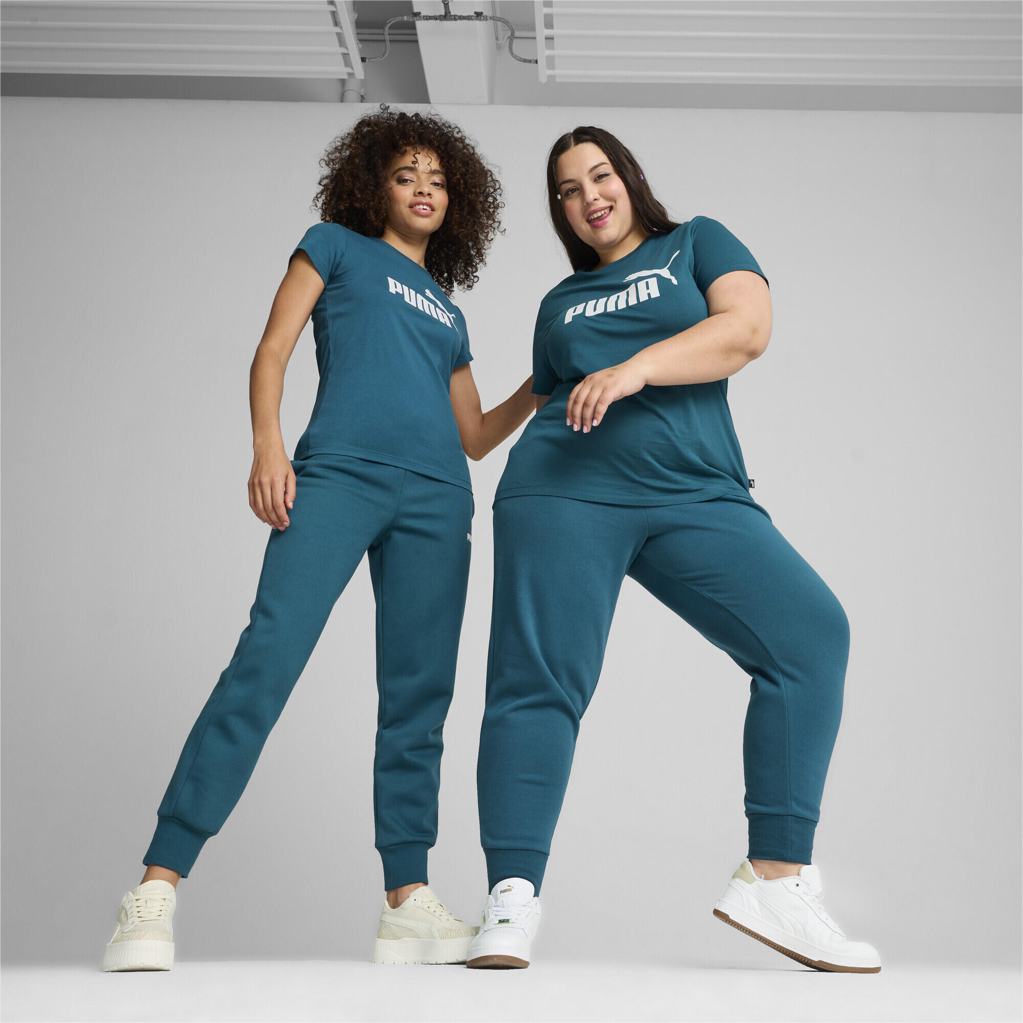 Pantaloni da tuta Essentials da donna PUMA Cold Green 3/7