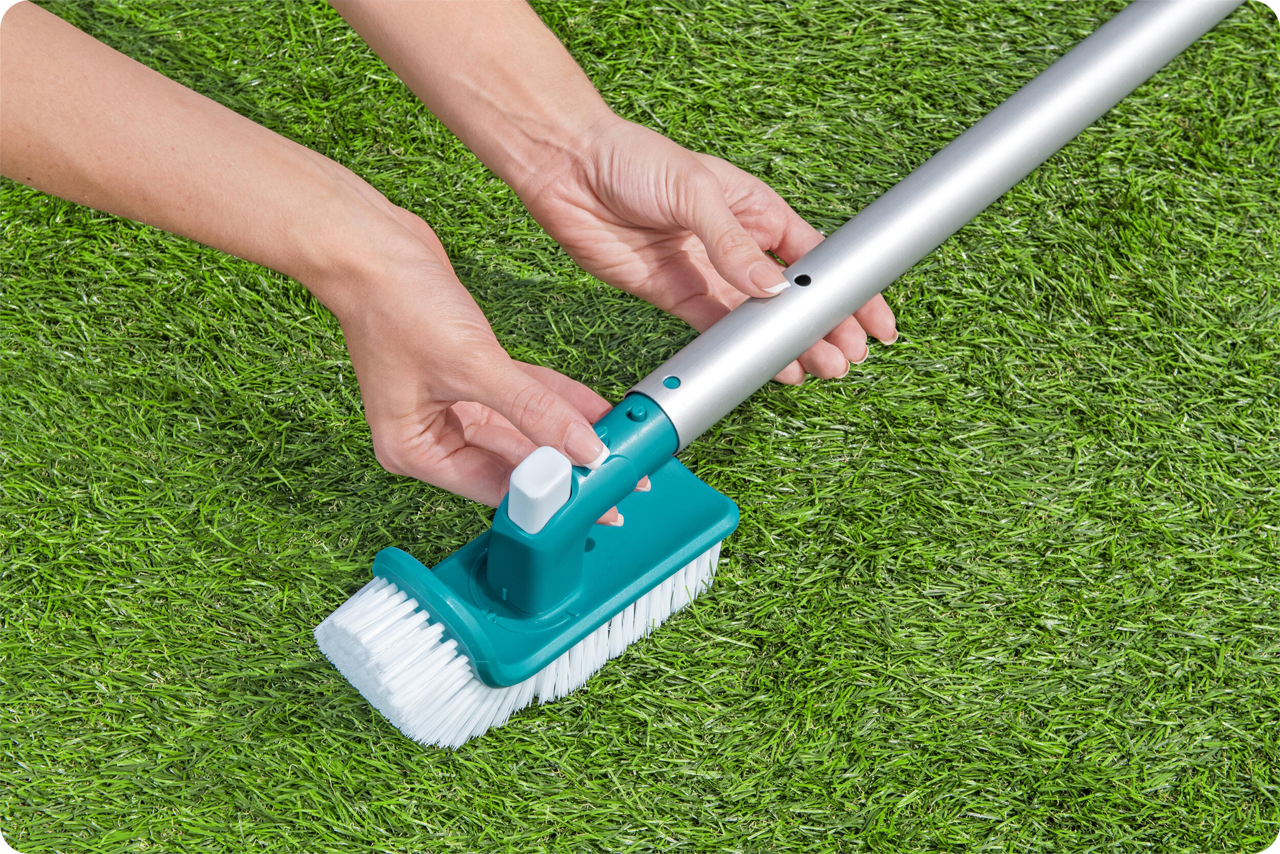 Spazzola snodabile per la pulizia della piscina Bestway AquaScrub 6/7