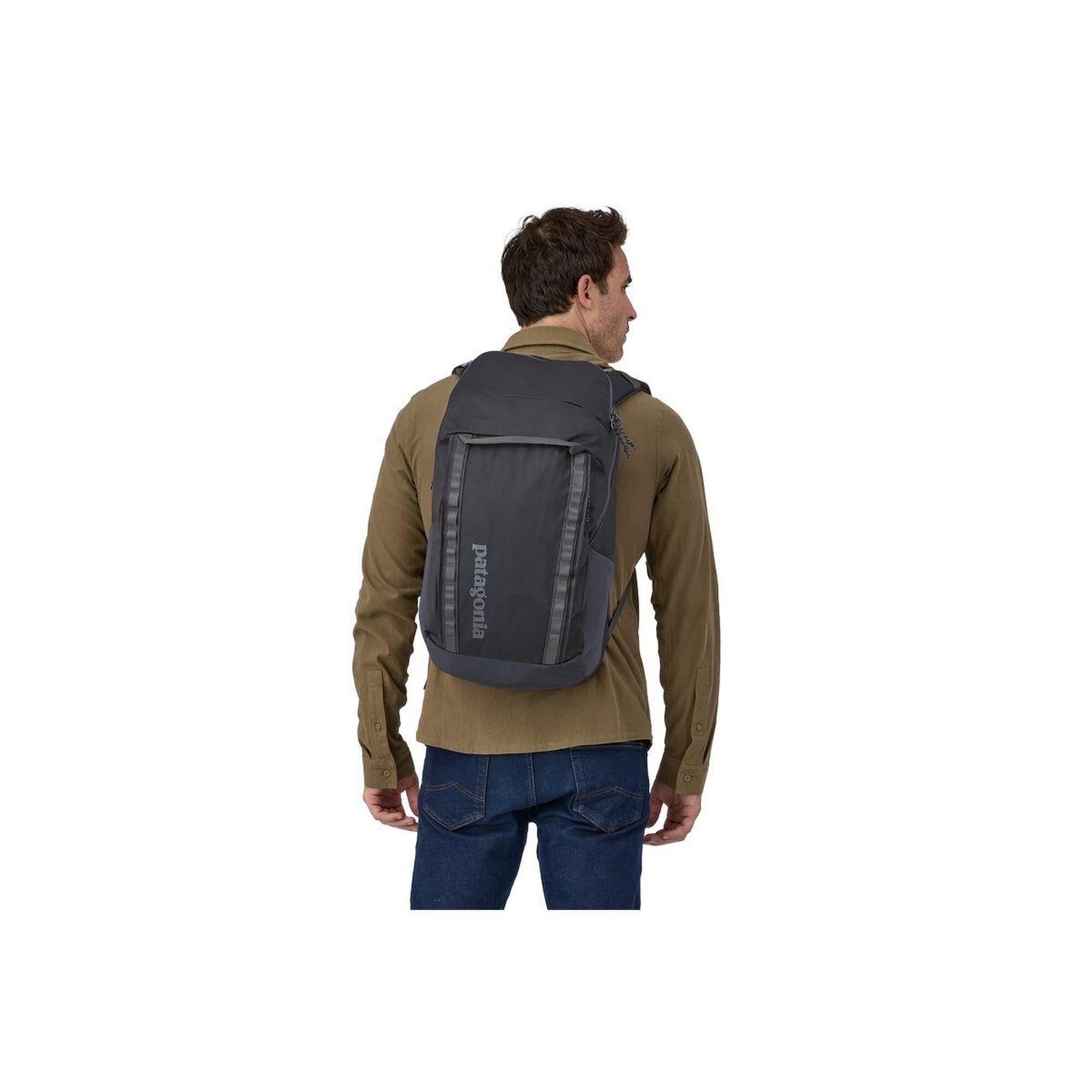 Rucsac Black Hole Pack 32L gri