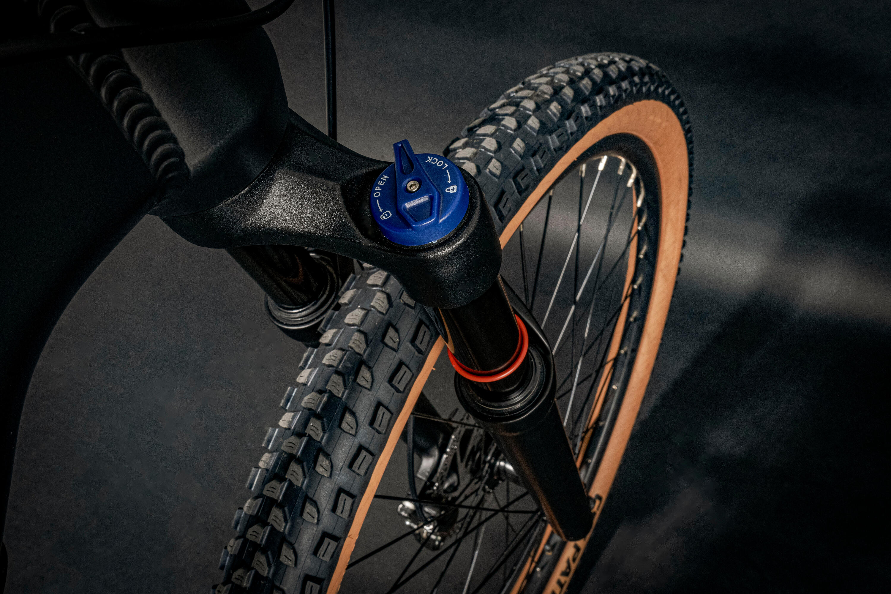 Claud Butler Wrath 2.0 Cues Electric Mountain Bike 7/7