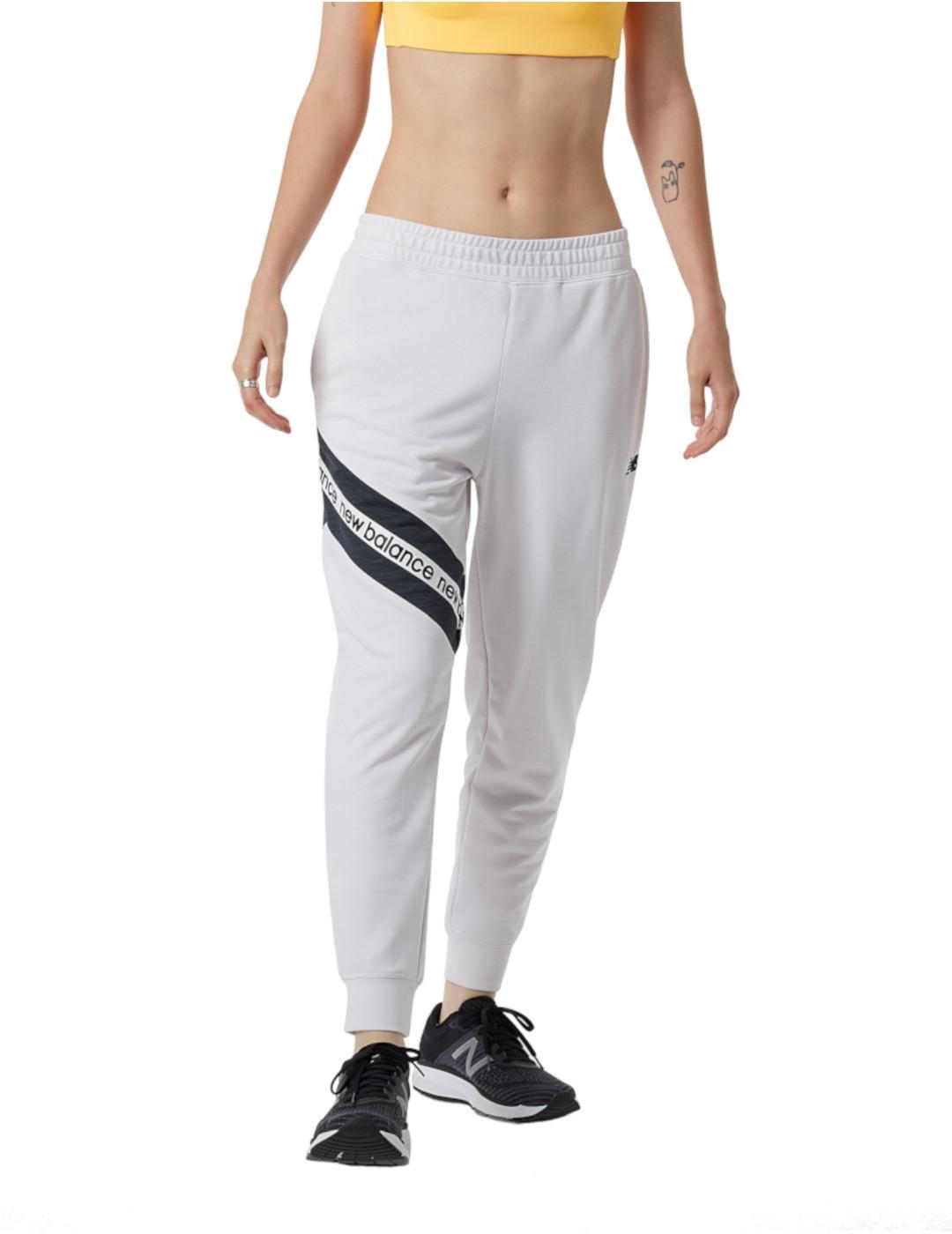 NEW BALANCE picture