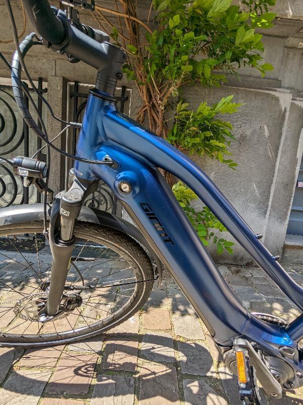 C2C - Vélo électrique très peu utilisé (Giant Explore E+ 2) 2/5