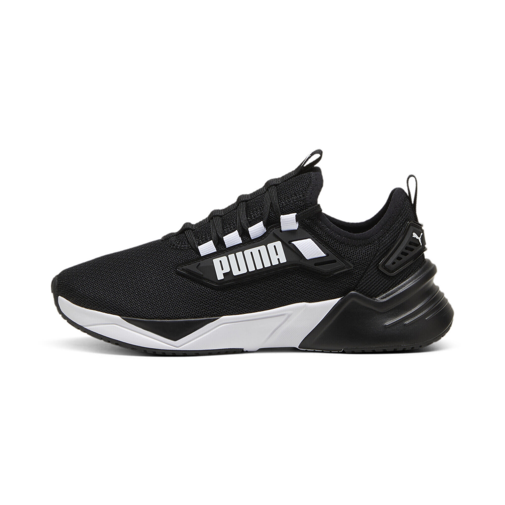 Mens Retaliate 2 Trainers (Black/White) 4/7