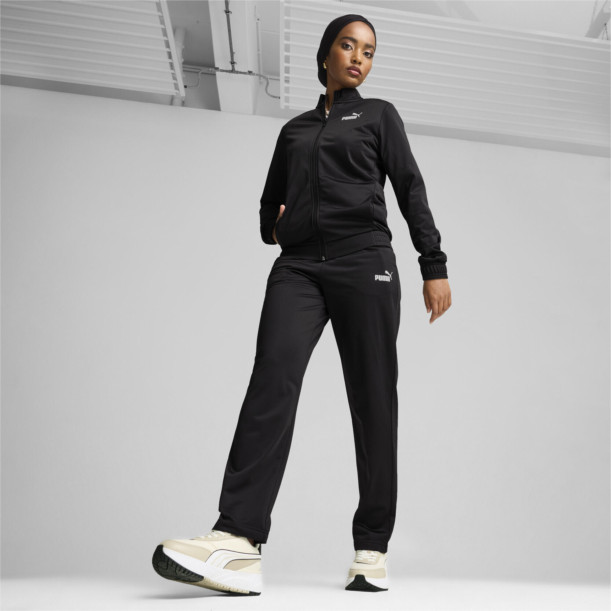 Dámské teplákové soupravy Poly PUMA Black 3/7