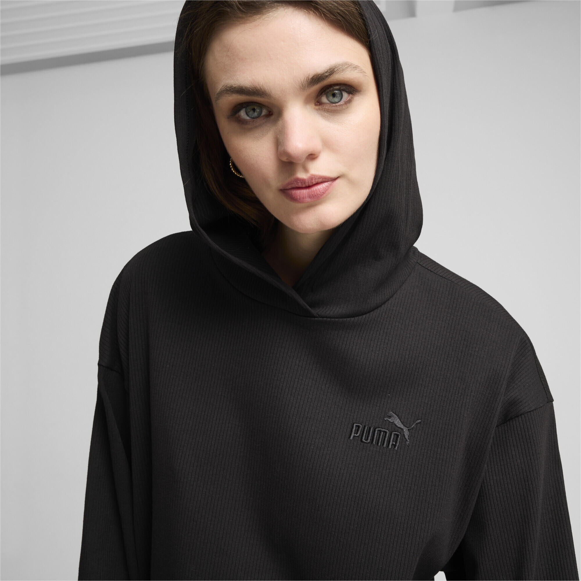 Hoodie ESS ELEVATED Femme PUMA Black 6/7