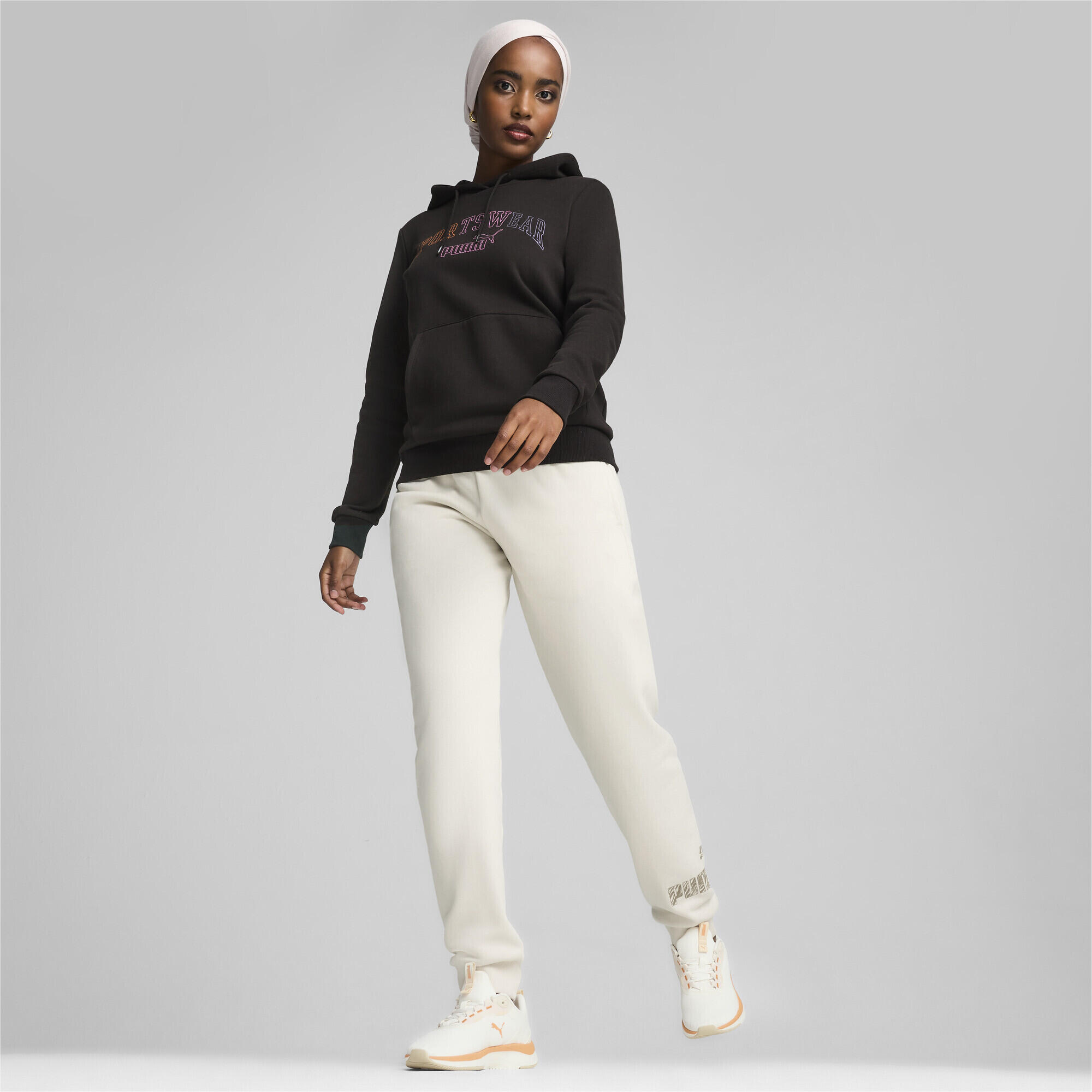 Casaco com capuz ESS+ LOGO LAB Mulher PUMA Black 5/7