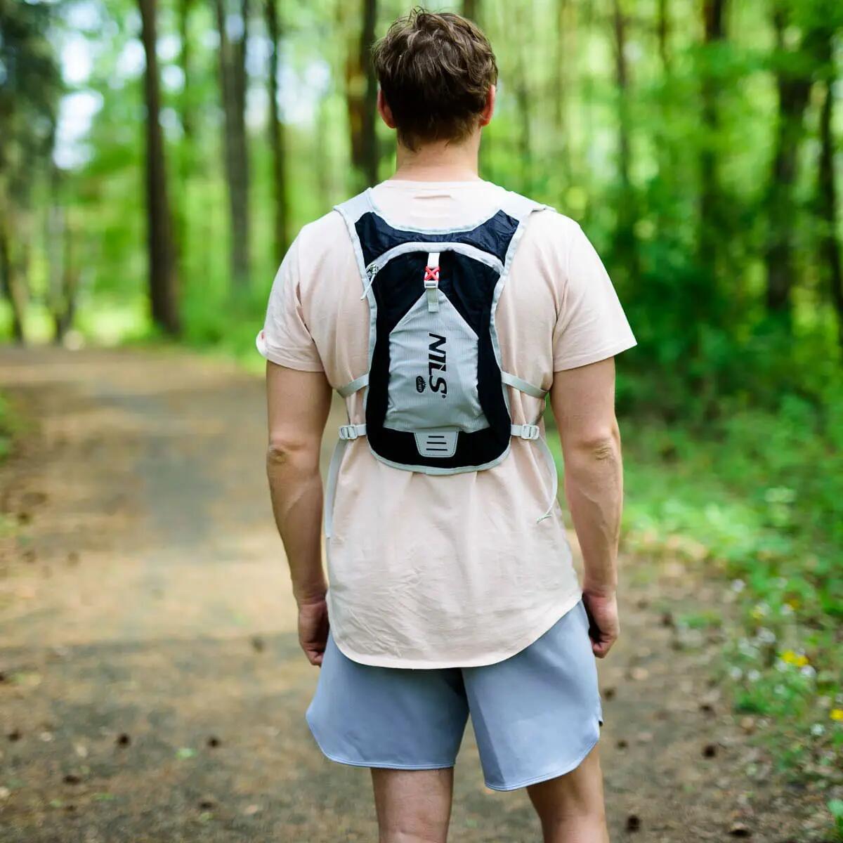 Plecak turystyczny NILS CAMP NC1708 Tripper 10L z miejscem na bukłak 14/15