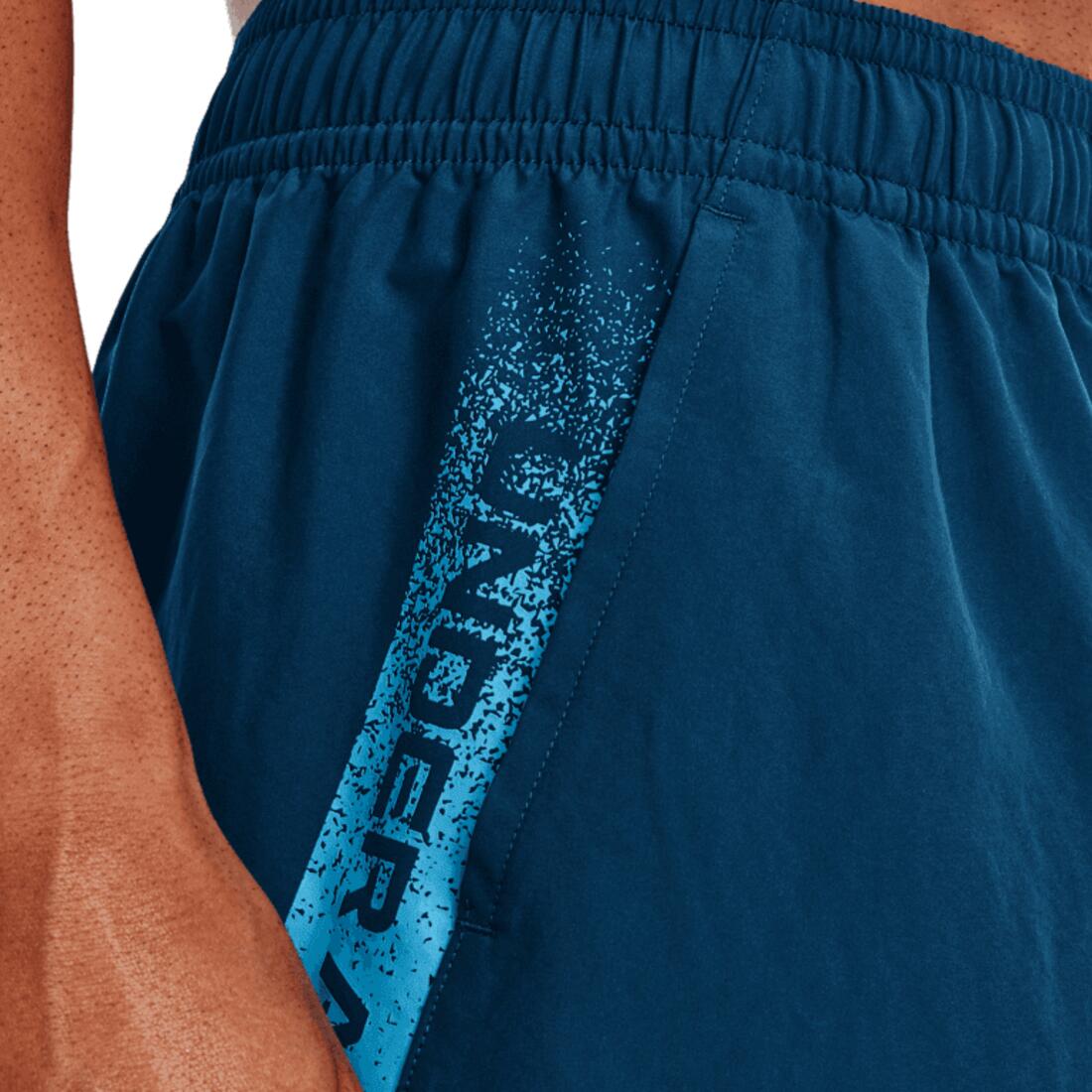Under Armour Herren Shorts Woven Graphic 1370388 3/4