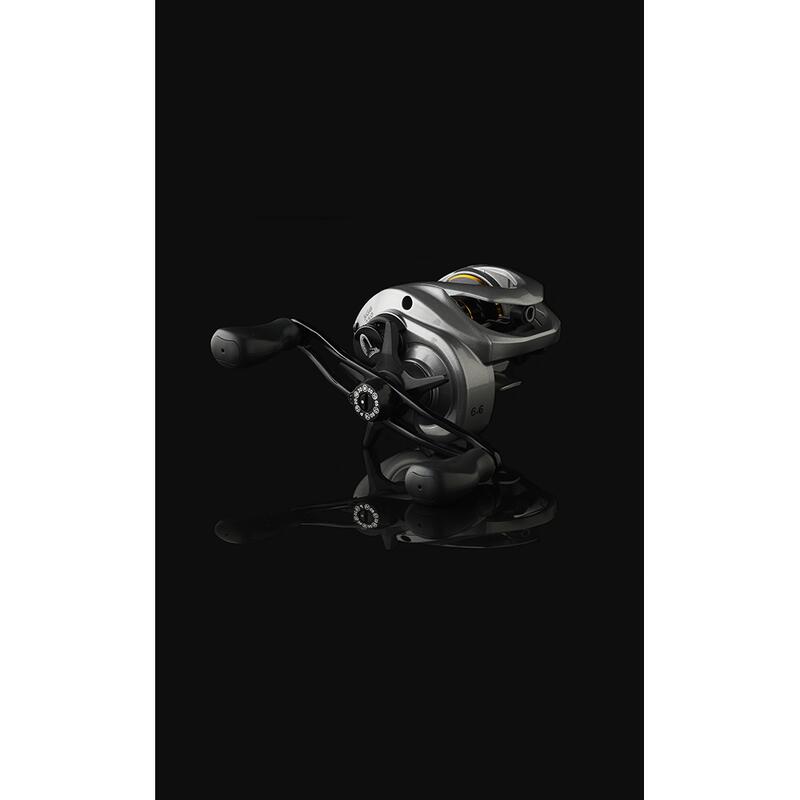 MULTIPLICATOR SAVAGE GEAR SG6 BC 250 LH 5+1BB/MXMM/6,6:1