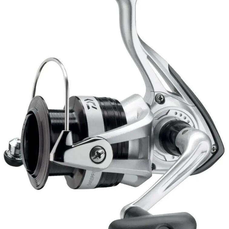 Мотовило Daiwa Sweepfire E 5000C 370 м/0.35 мм/4.6:1