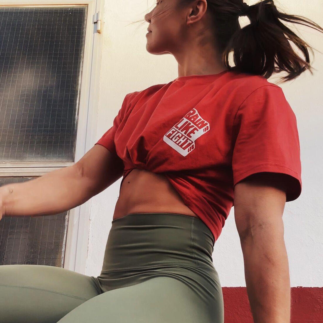 T-Shirt Crop Top TrainLikeFight Naranja 2/4