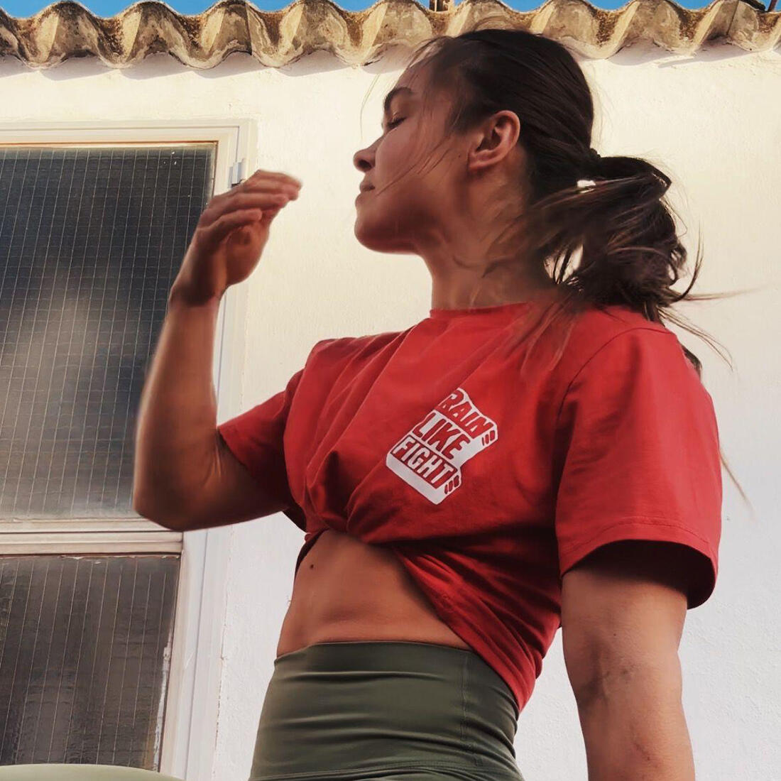 T-Shirt Crop Top TrainLikeFight Naranja 4/4