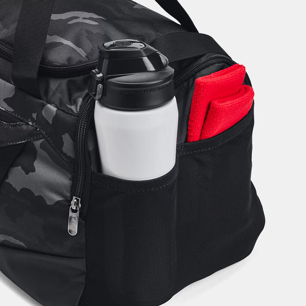 Sac de sport 40L UA Undeniable 5.0 Noir et Gris camouflage Under Armour 5/7