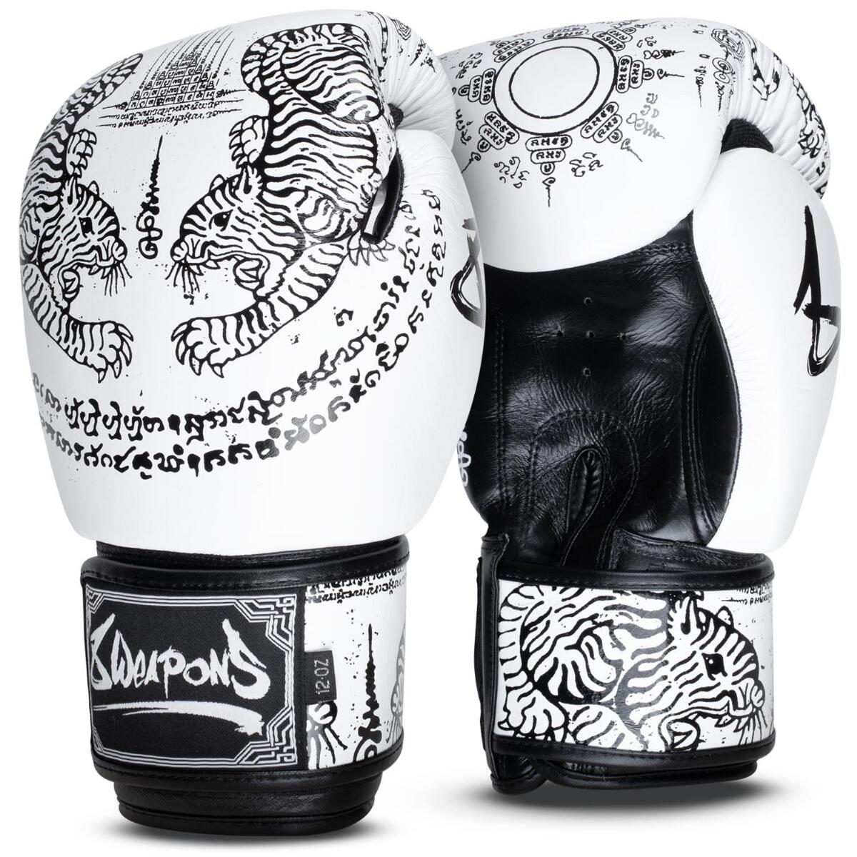 Boxing gloves - Sak Yant Tigers white 10 Oz