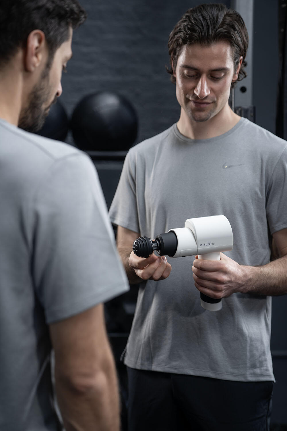 ELITE Massage Gun White PULSIO Decathlon