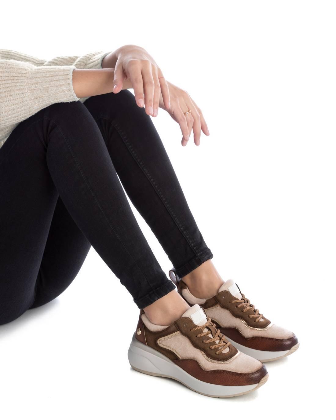 Zapatilla De Mujer Xti 143195 Camel 2/6