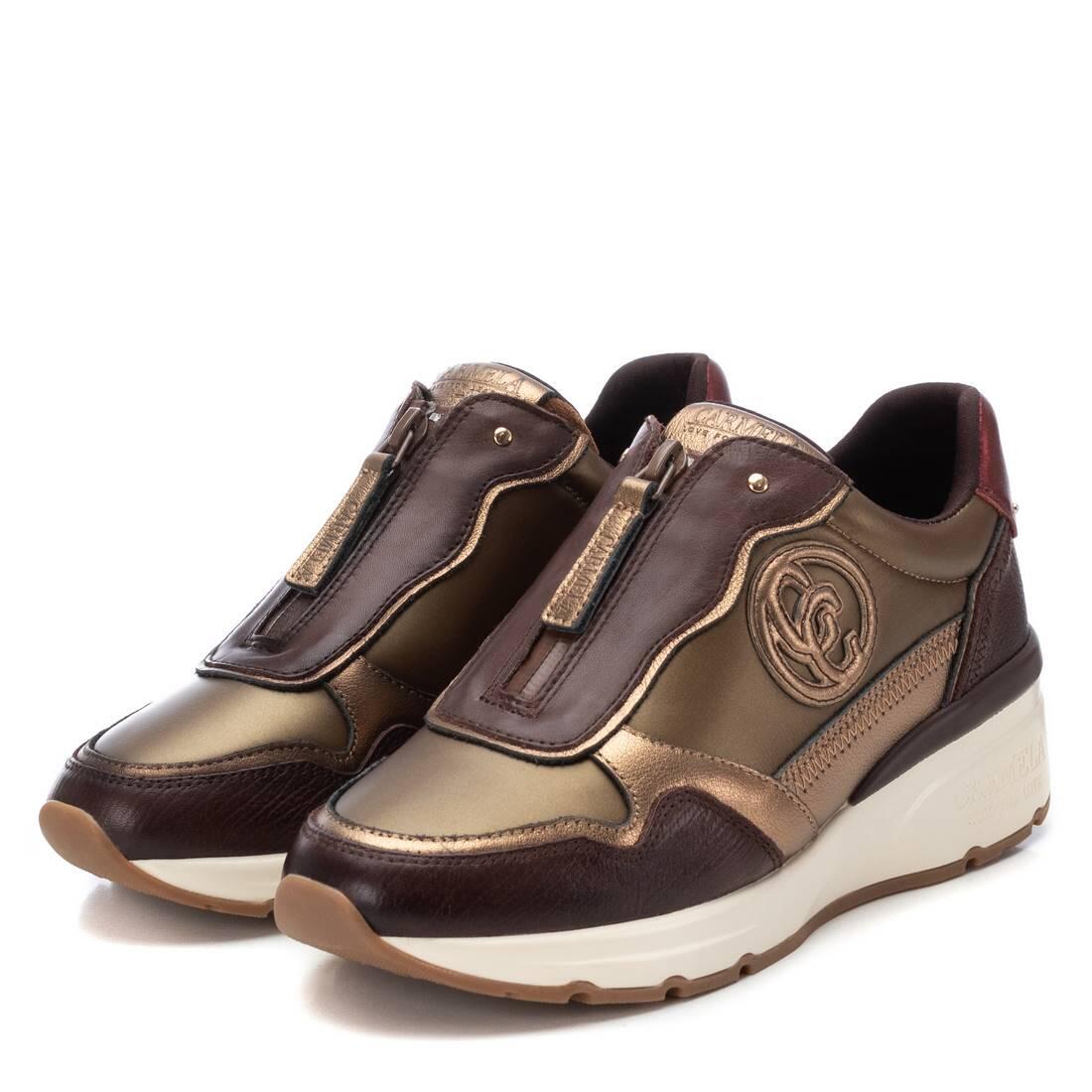 Zapatilla De Mujer Carmela 161830 Marron 5/6