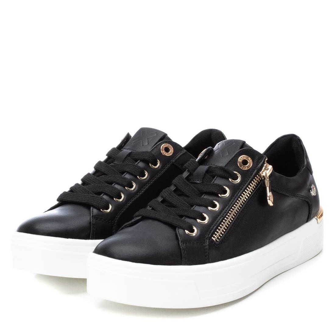 Zapatilla De Mujer Xti 143126 Negro 5/6