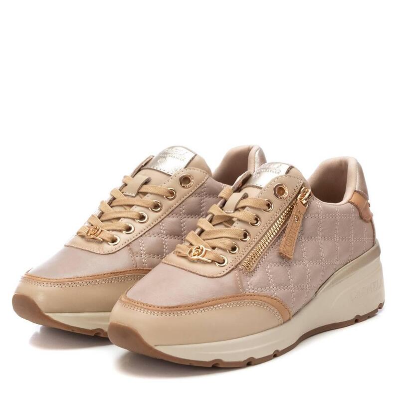 Zapatilla De Mujer Carmela 161954 Beige