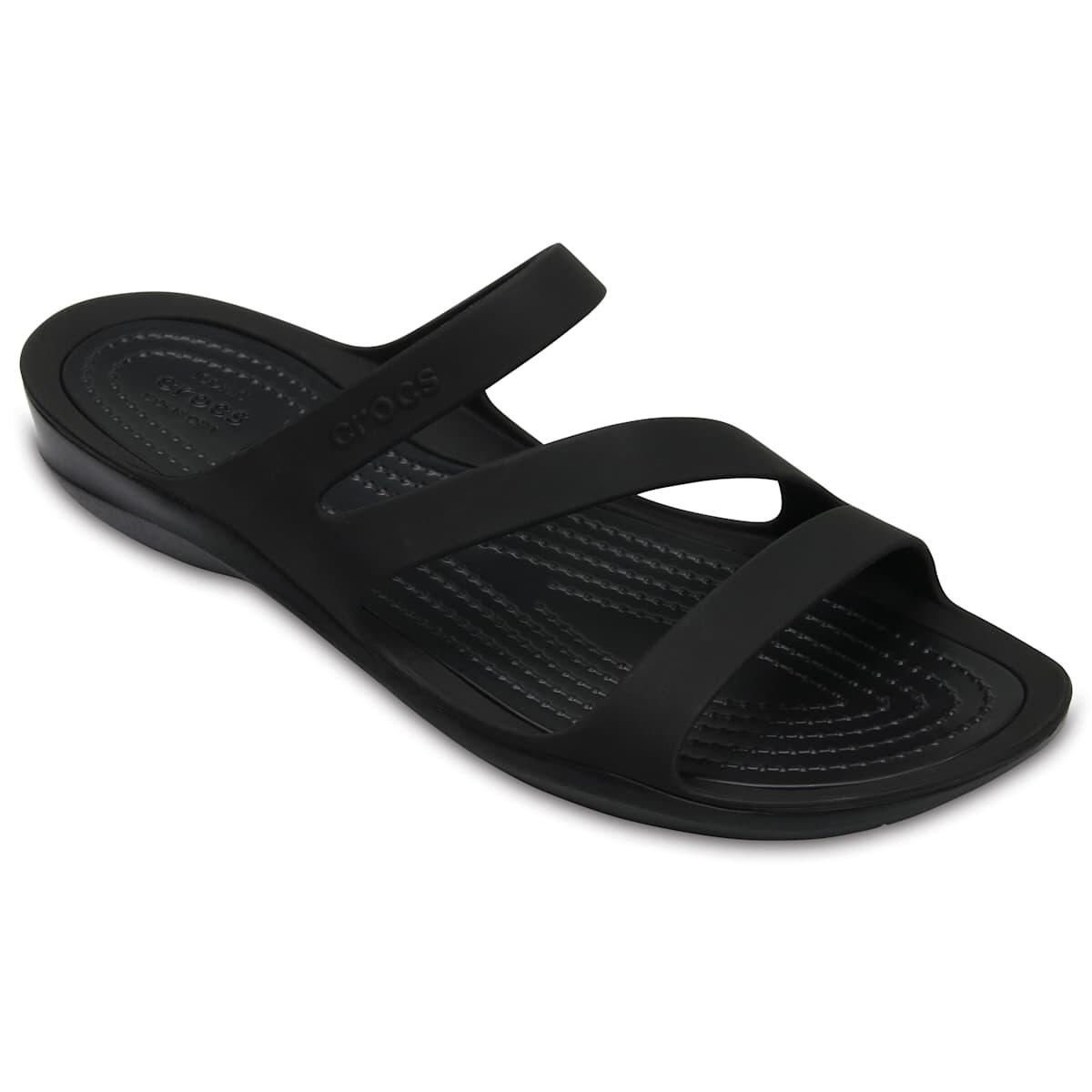 Crocs Sandalia Swiftwater para mujer 5/6