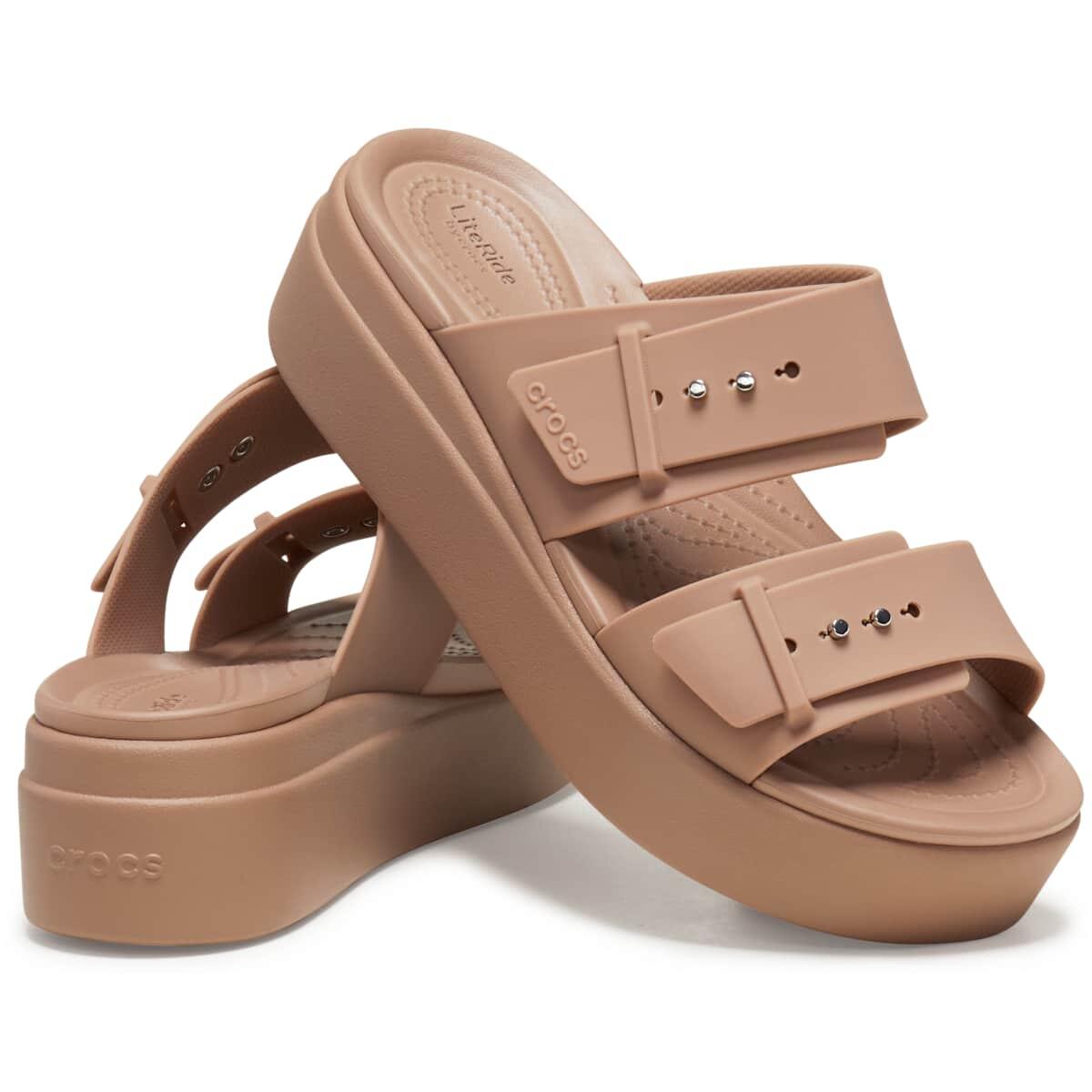 Crocs Brooklyn Buckle Women's Sandal 2/7