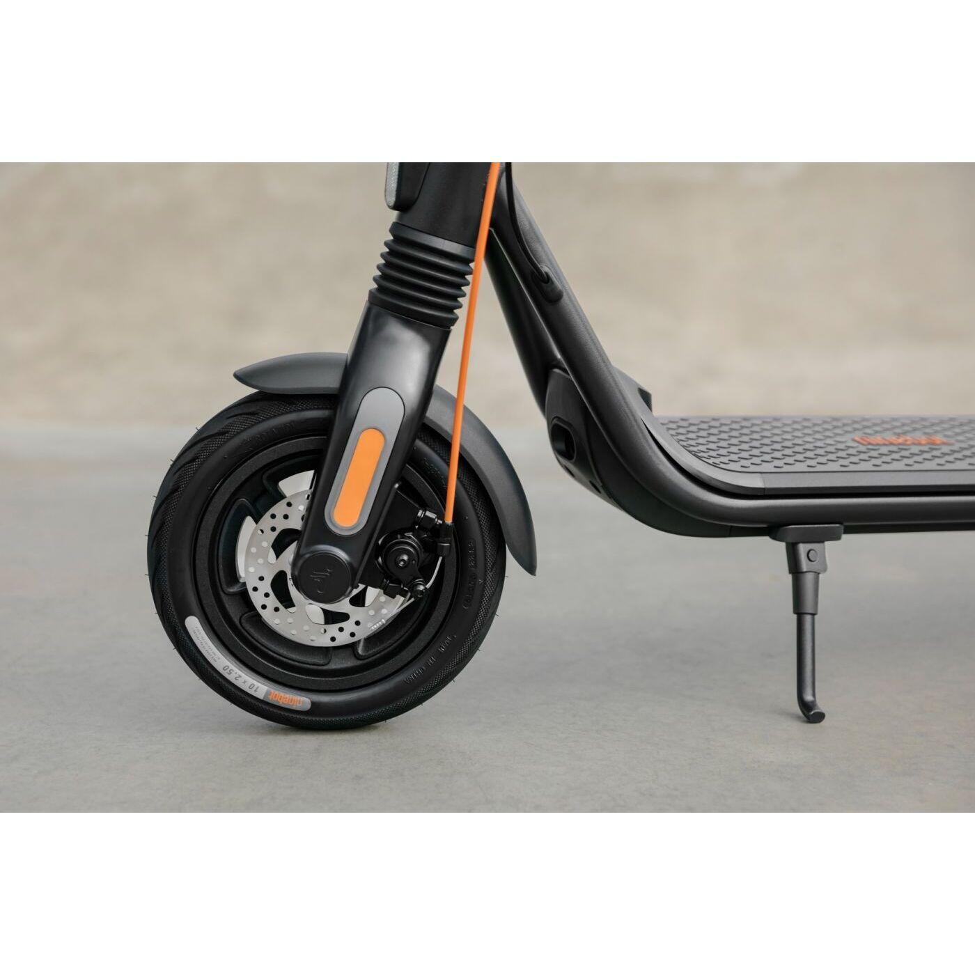 Trottinette électrique Segway-Ninebot KickScooter F2 Pro E 3/6