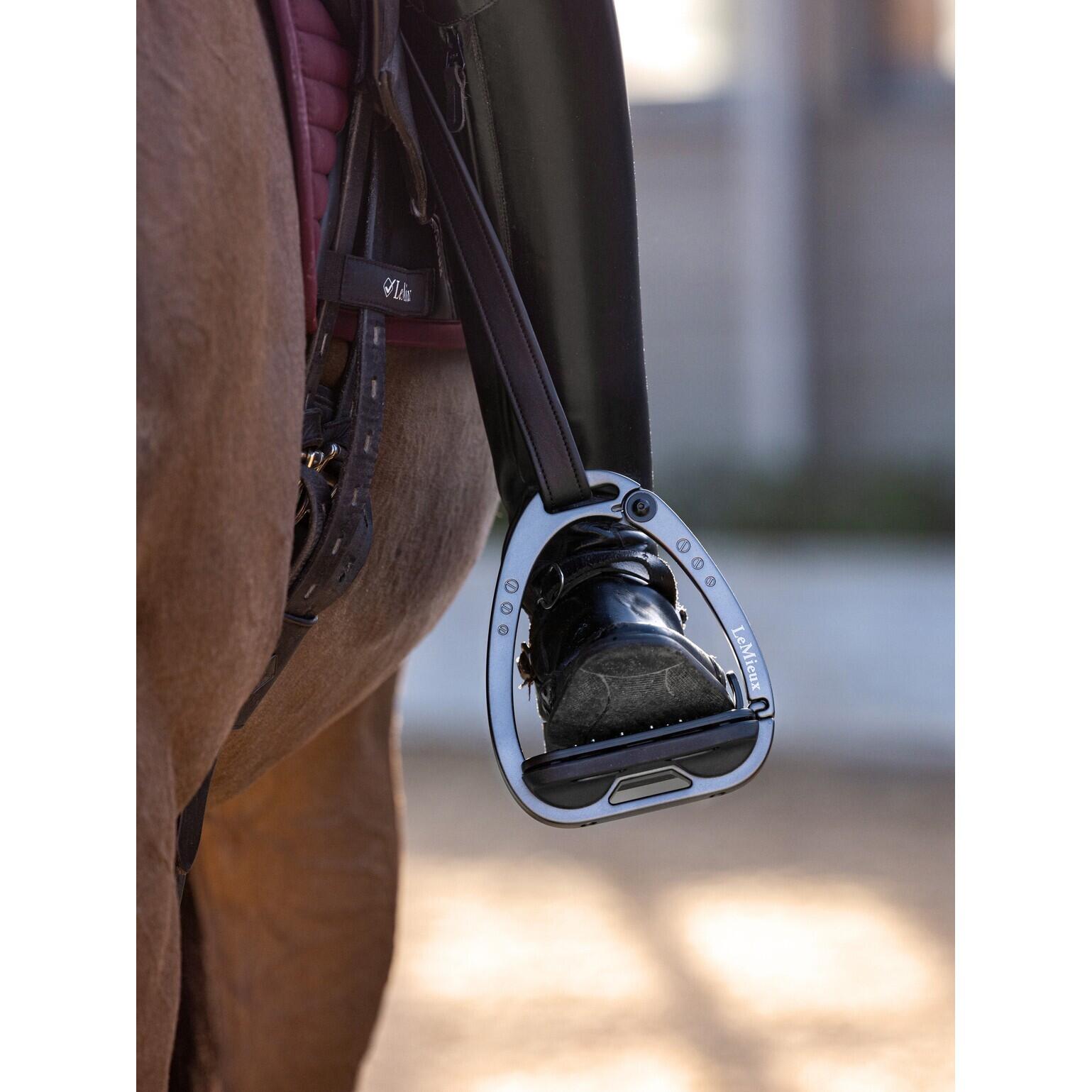 Riding safety stirrups LeMieux Vector Control Stirrup