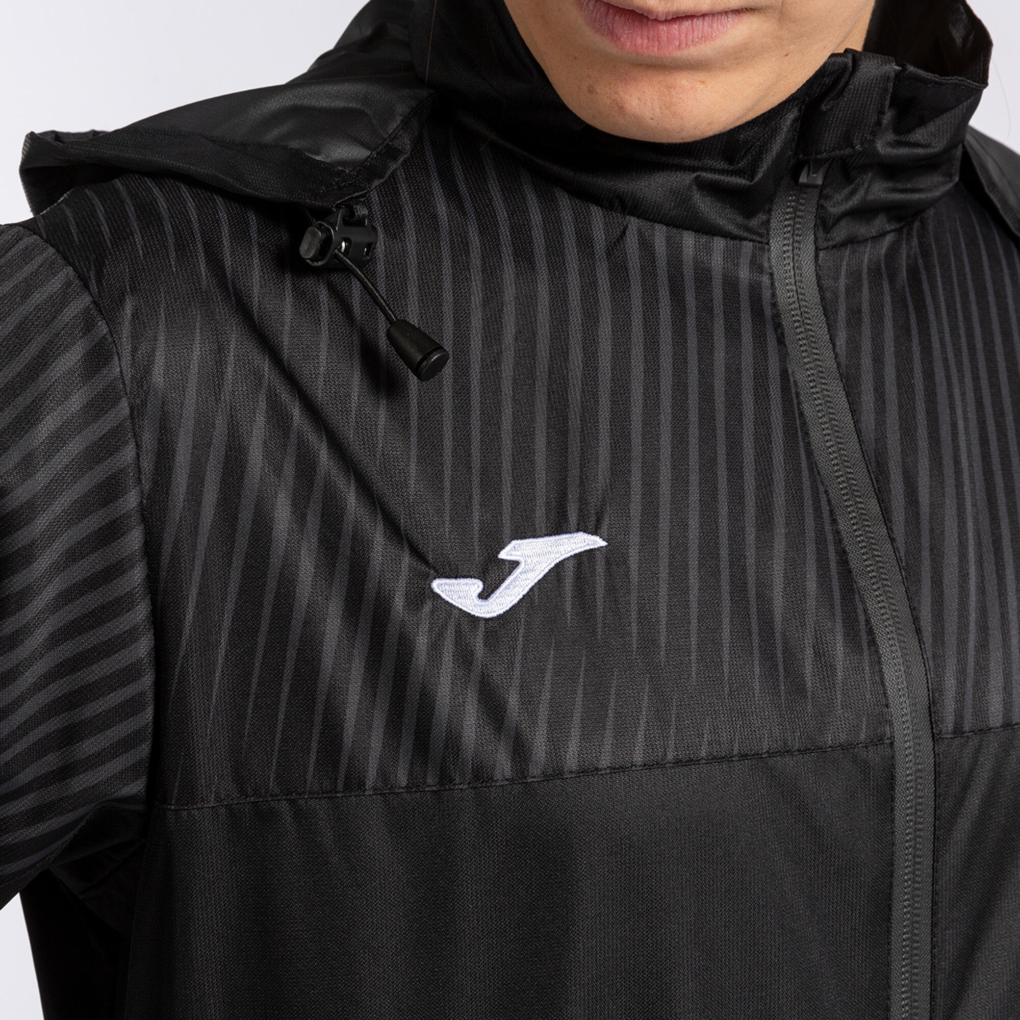 Chubasquero Fútbol Mujer Joma Montreal Negro 4/5