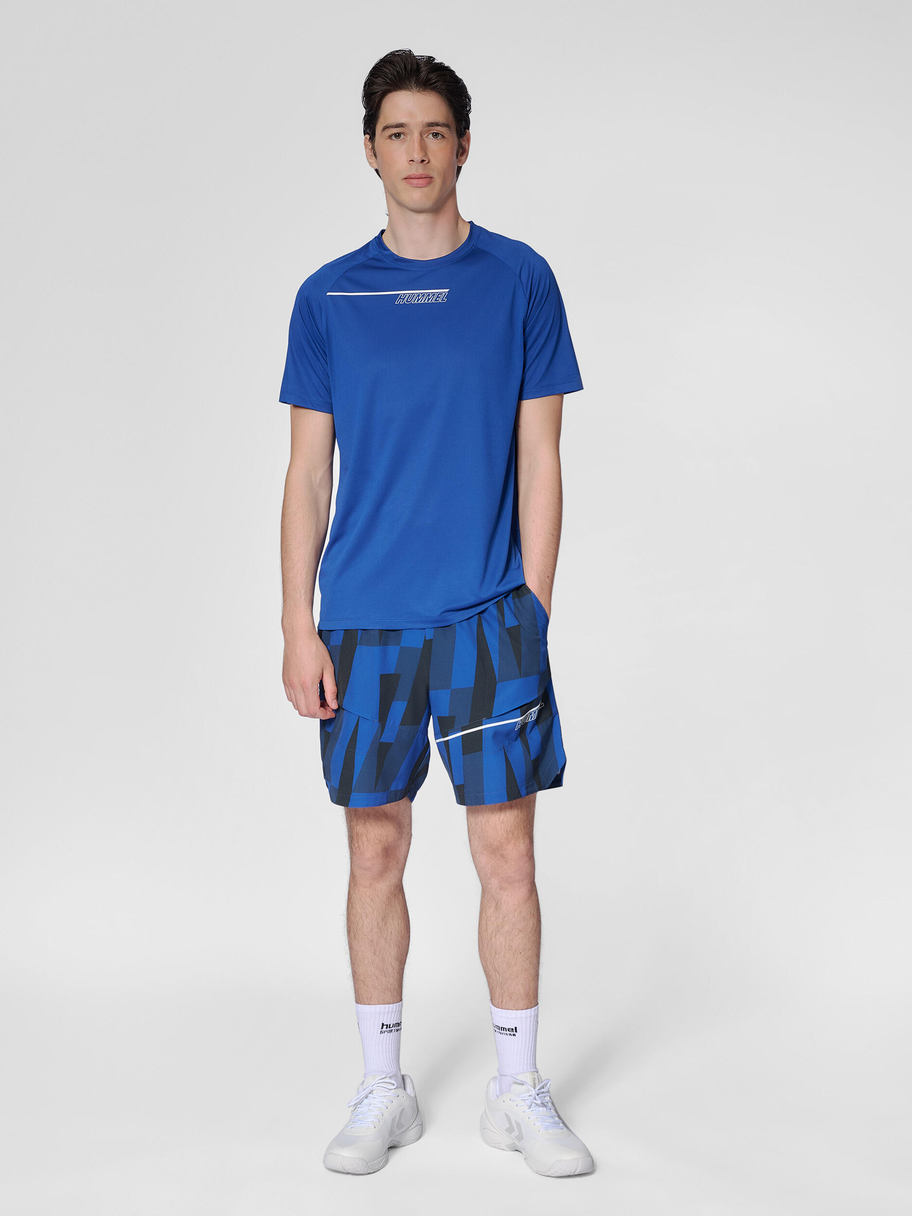 Enfiler Short Hmlcourt Entraînement Homme 3/7