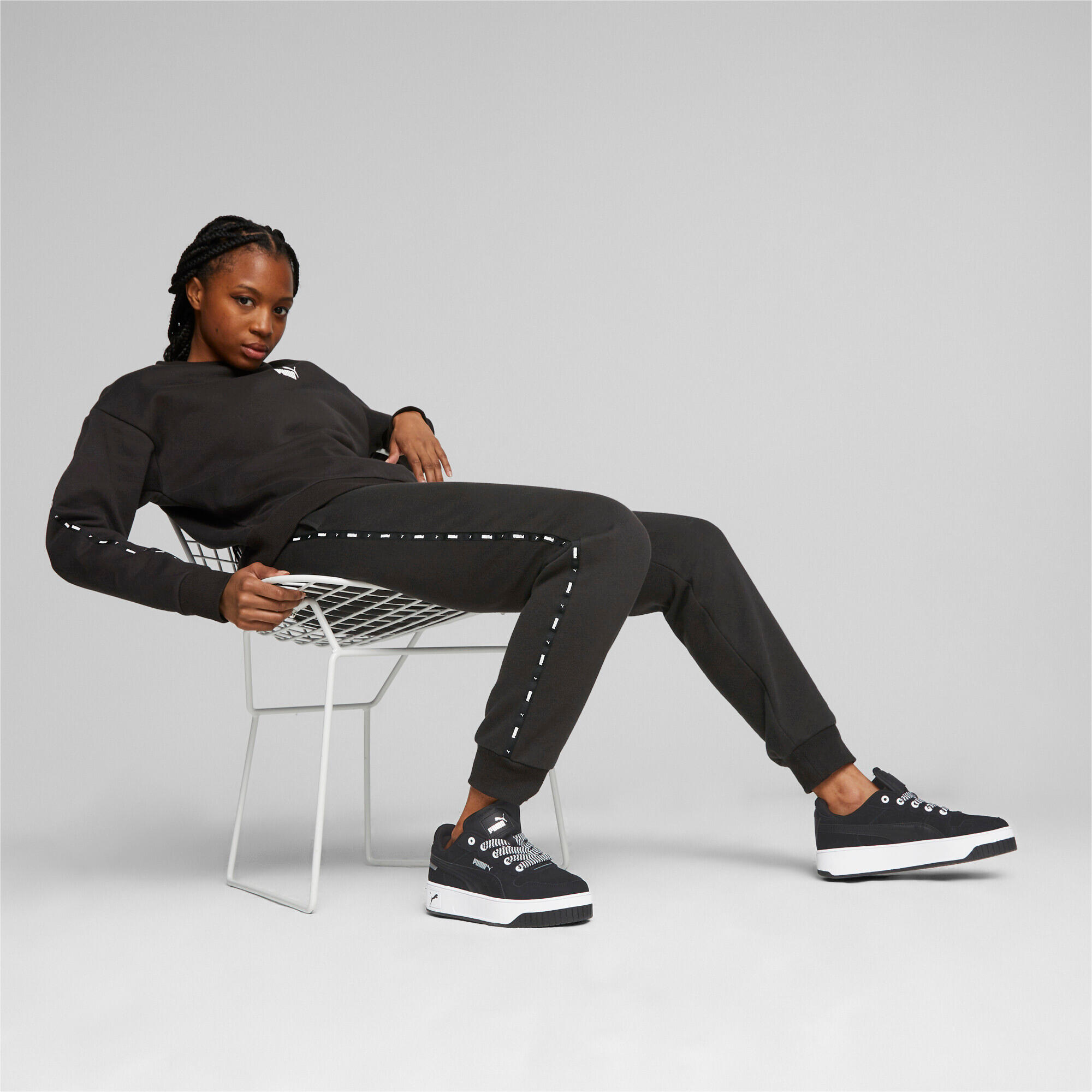 Spodnie Dresowe Sportowe Damskie Puma Ess Tape Fl Cl 5/7