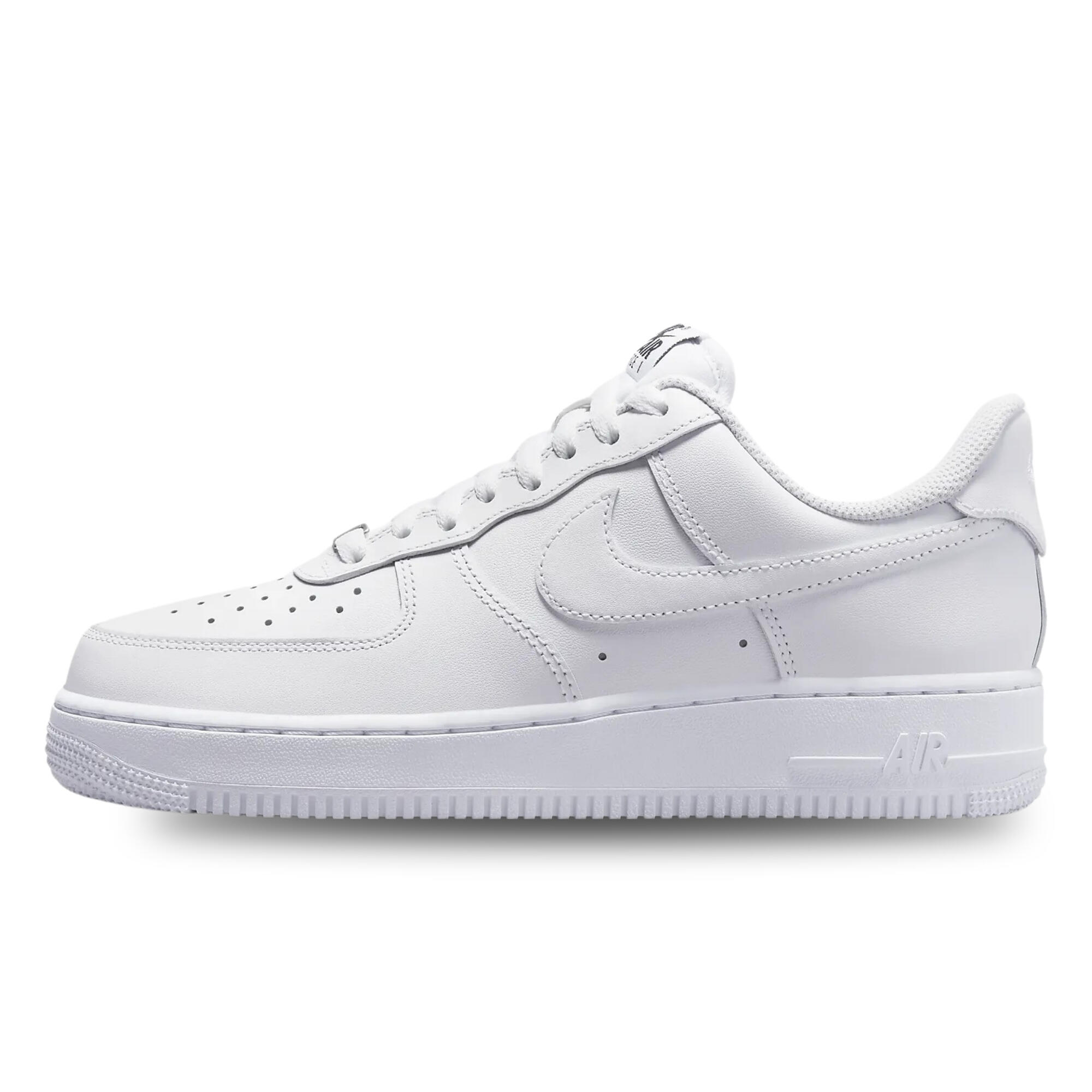 Zapatilla Wmsn Air Force 1 '07 EasyOn Talla 38 - DX5883-100 Blanco 2/5