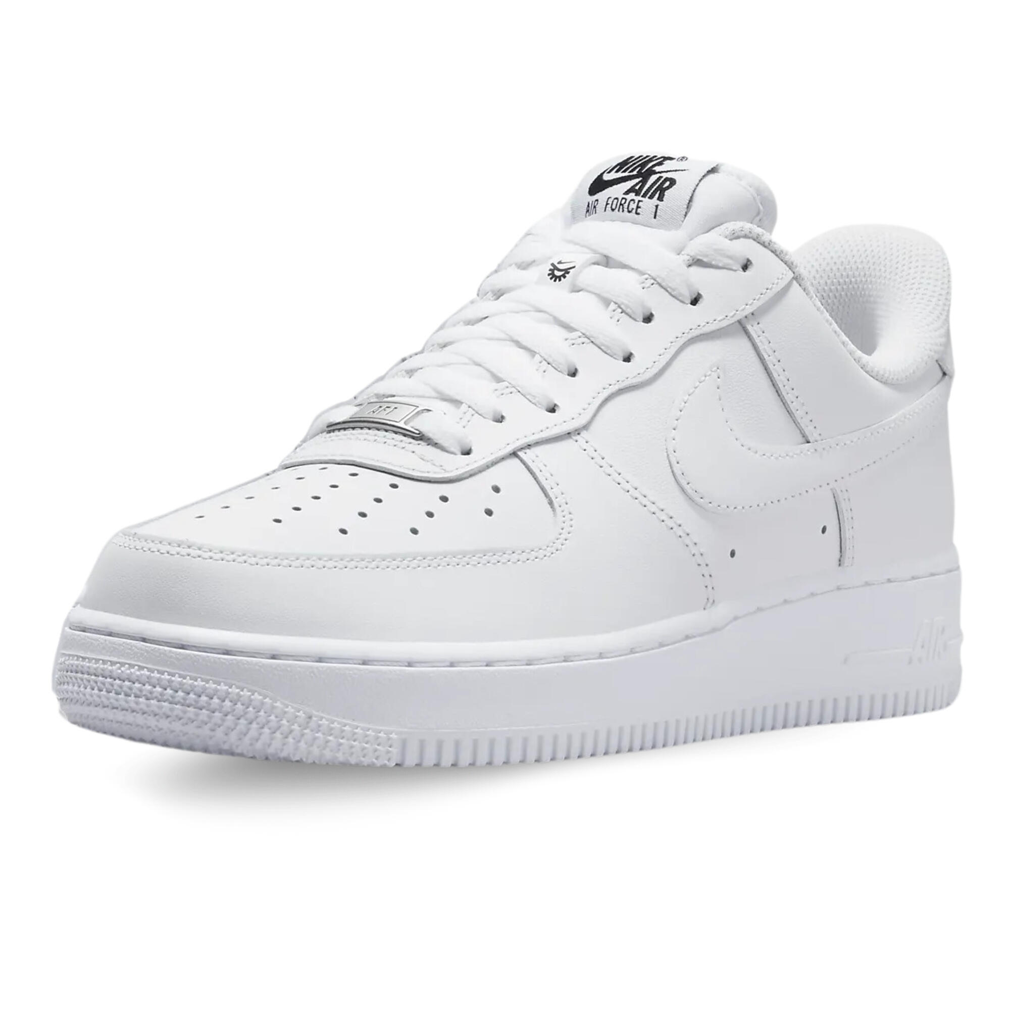 NIKE picture