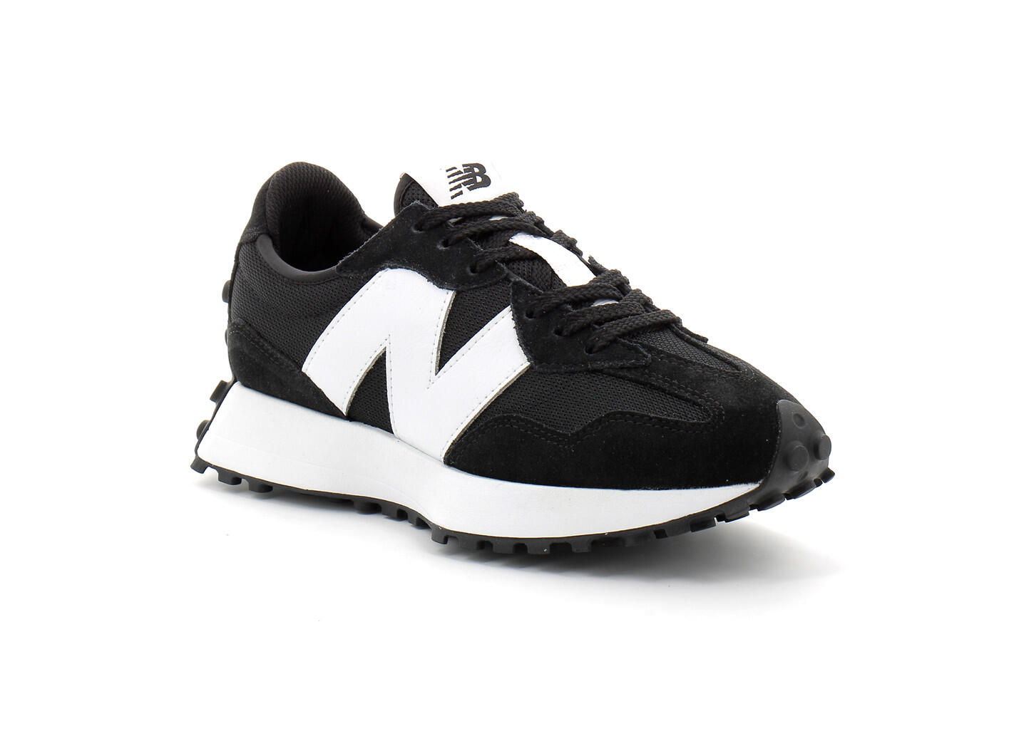 NEW BALANCE picture