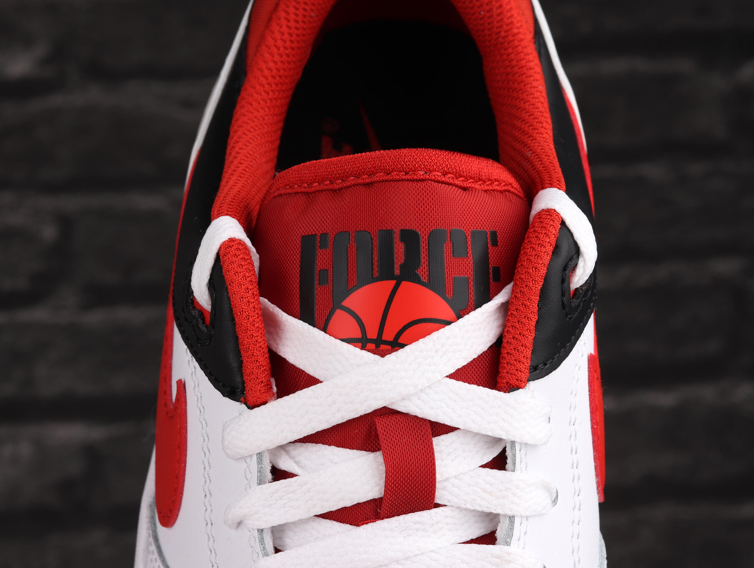 Buty męskie sportowe sneakersy Nike FULL FORCE LO 6/7