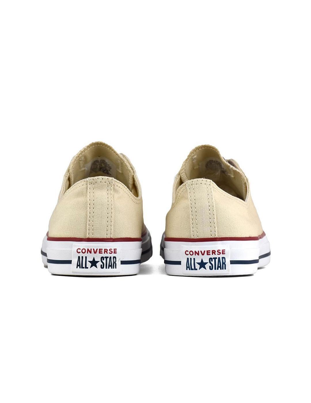 Sapatilhas femininas Converse Chuck Taylor Bege. 4/5