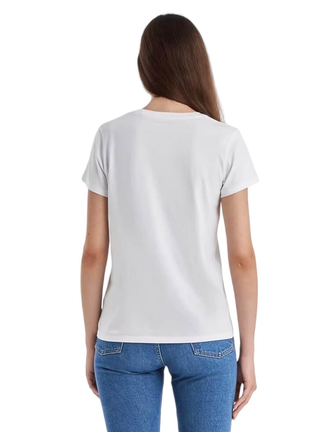 T-shirts pour femmes Levis blanc. 2/5