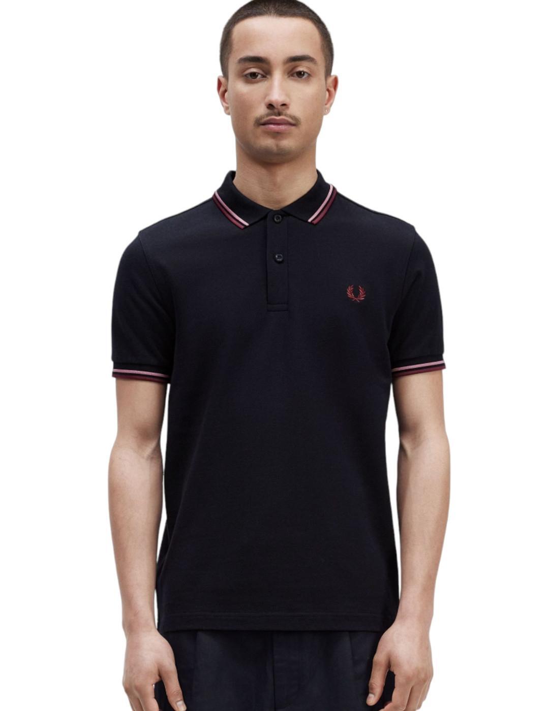 Polo a maniche corte Fred perry modello M3600 per uomini 3/4