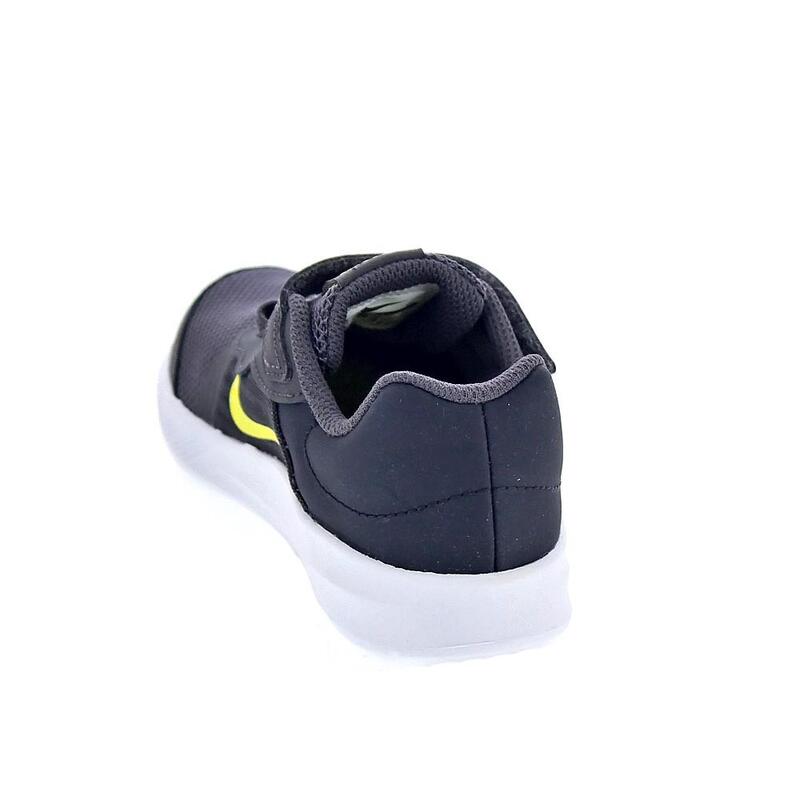 NIKE Niños Zapatillas modelo Downshifter 8